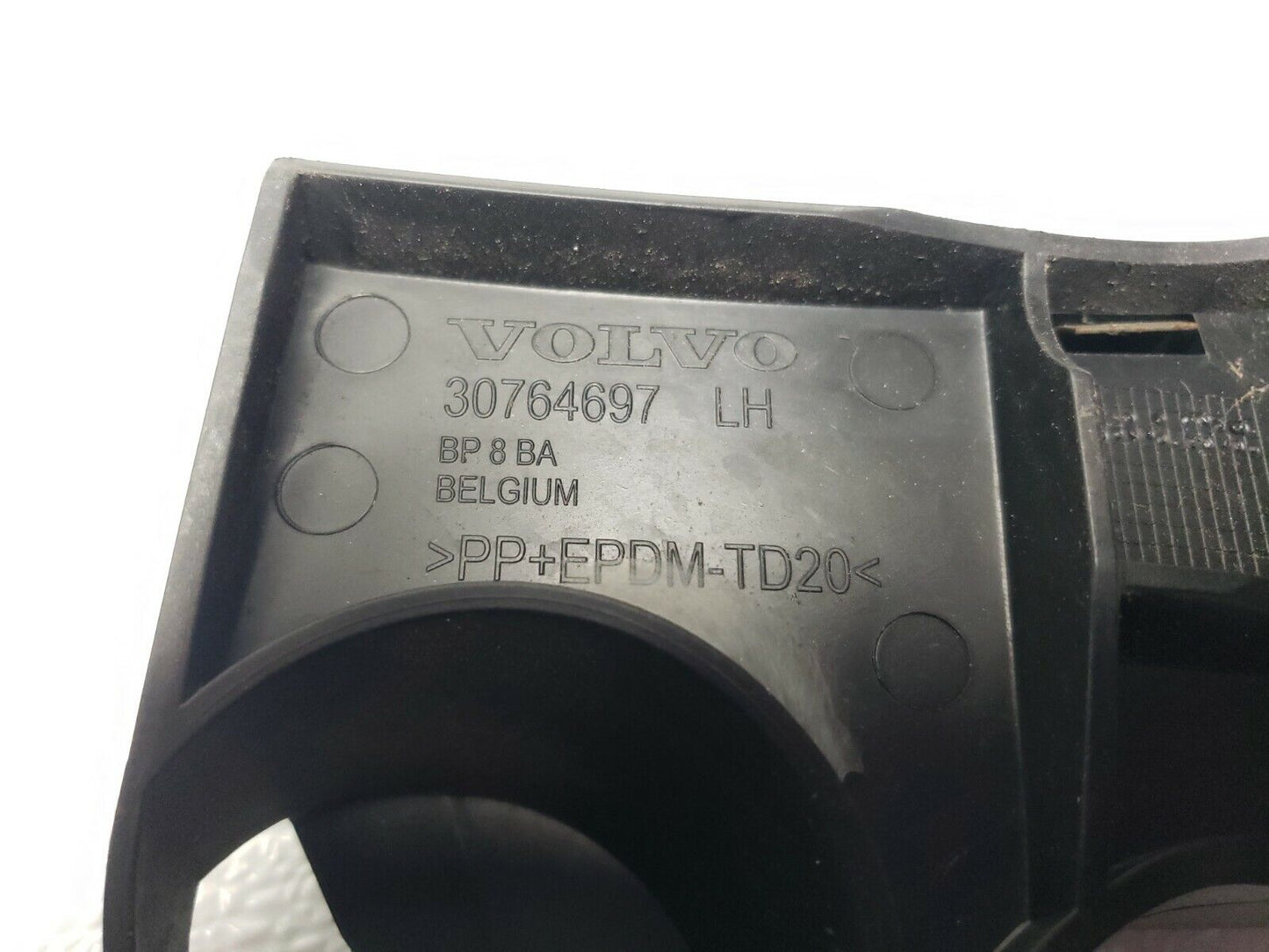 10 11 12 13 Volvo XC60 Rear Bumper Bracket 4pcs OEM