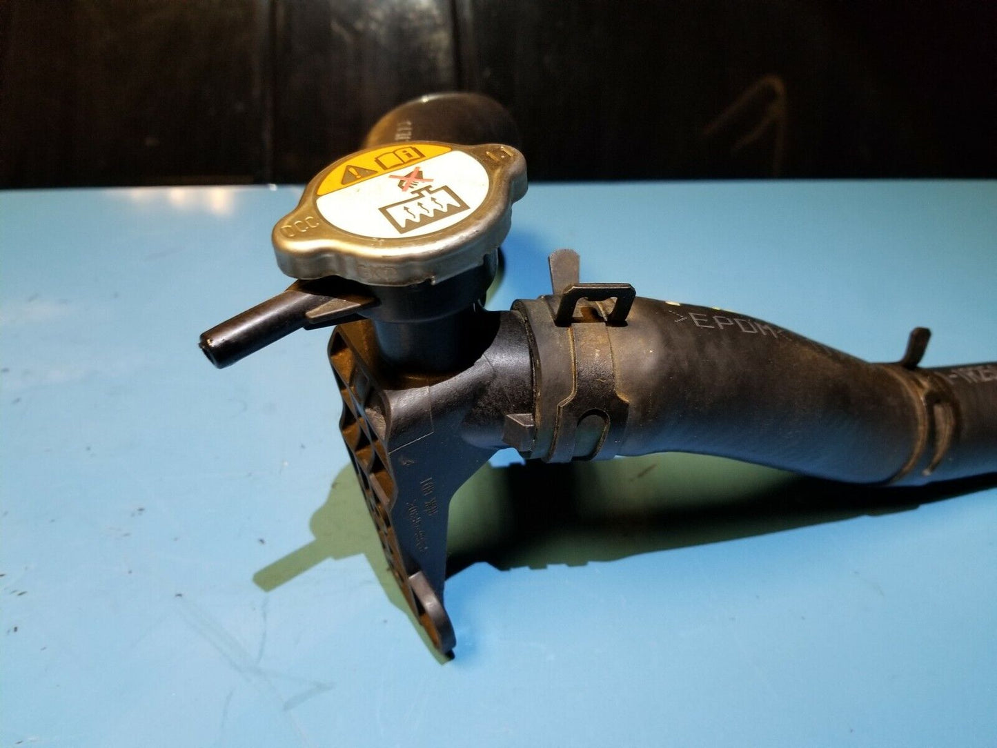 12 13 14 15 Kia Rio Radiator Filler Cap Housing & Hose Pipe OEM 54k