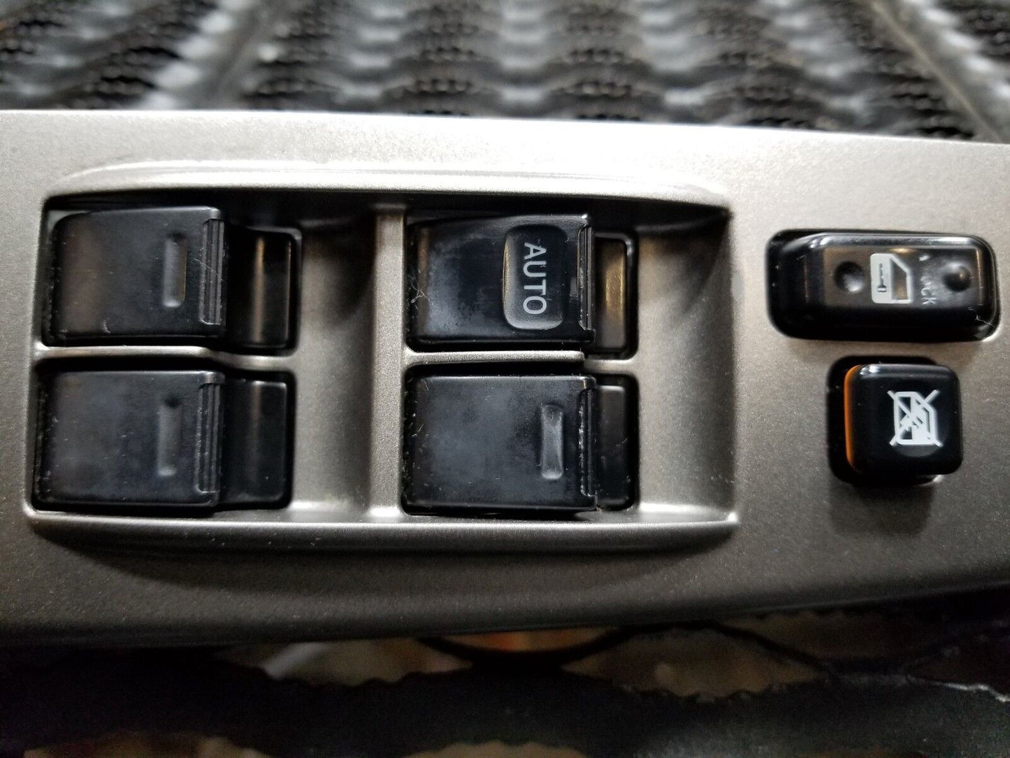 04 05 06 07 08 09 Toyota Prius Left Driver Window Master Switch  84820-47050 OEM
