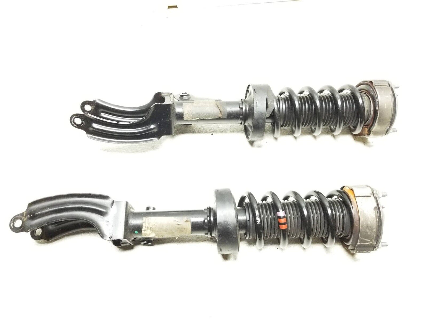 11 12 13 14 Porsche Cayenne Front Shock Strut Absorber Pair OEM