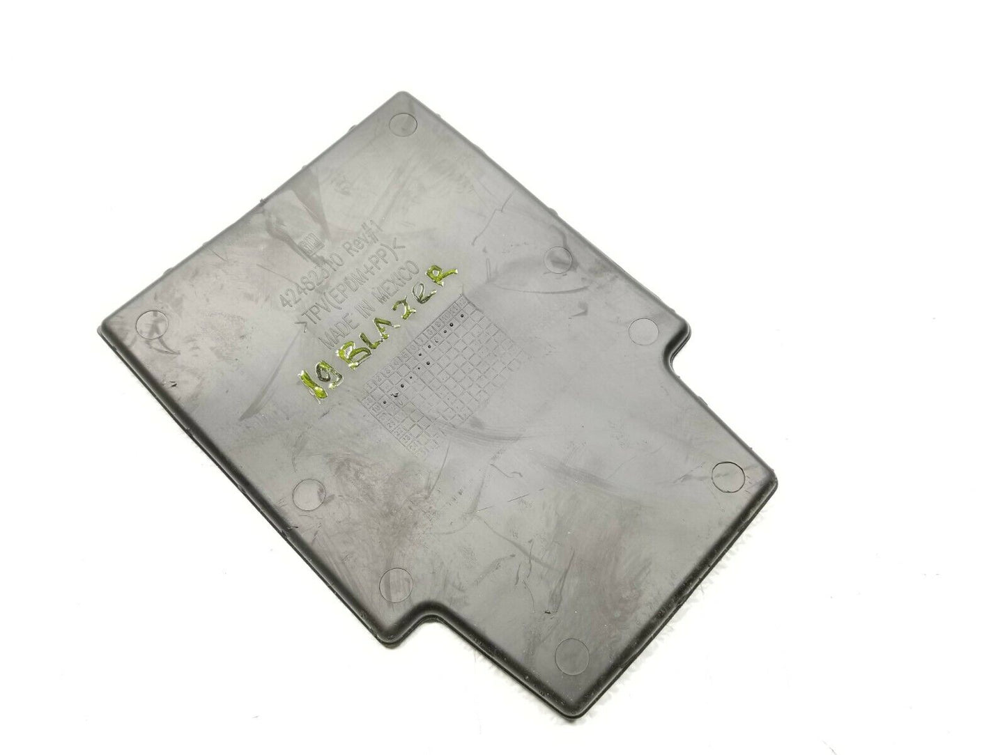 19 20 Chevrolet Blazer Center Console Insert Rubber Mat OEM 11k Miles
