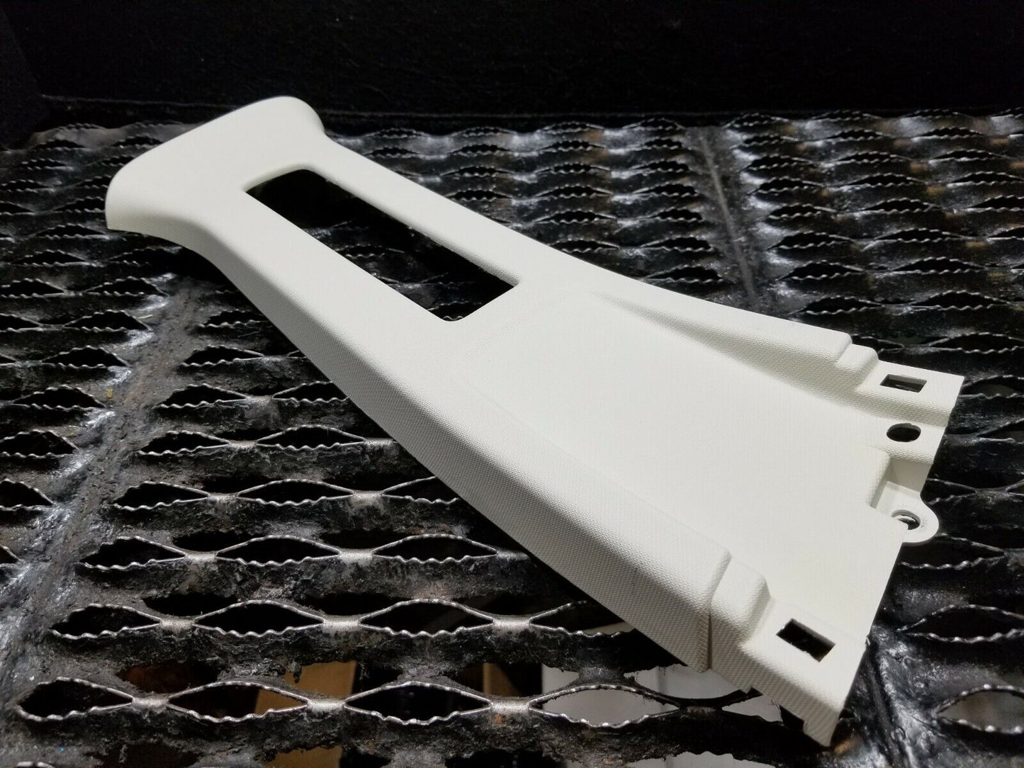 18 19 20 Ford Ecosport B Pillar Trim Cover Left Driver Side OEM 532 Miles