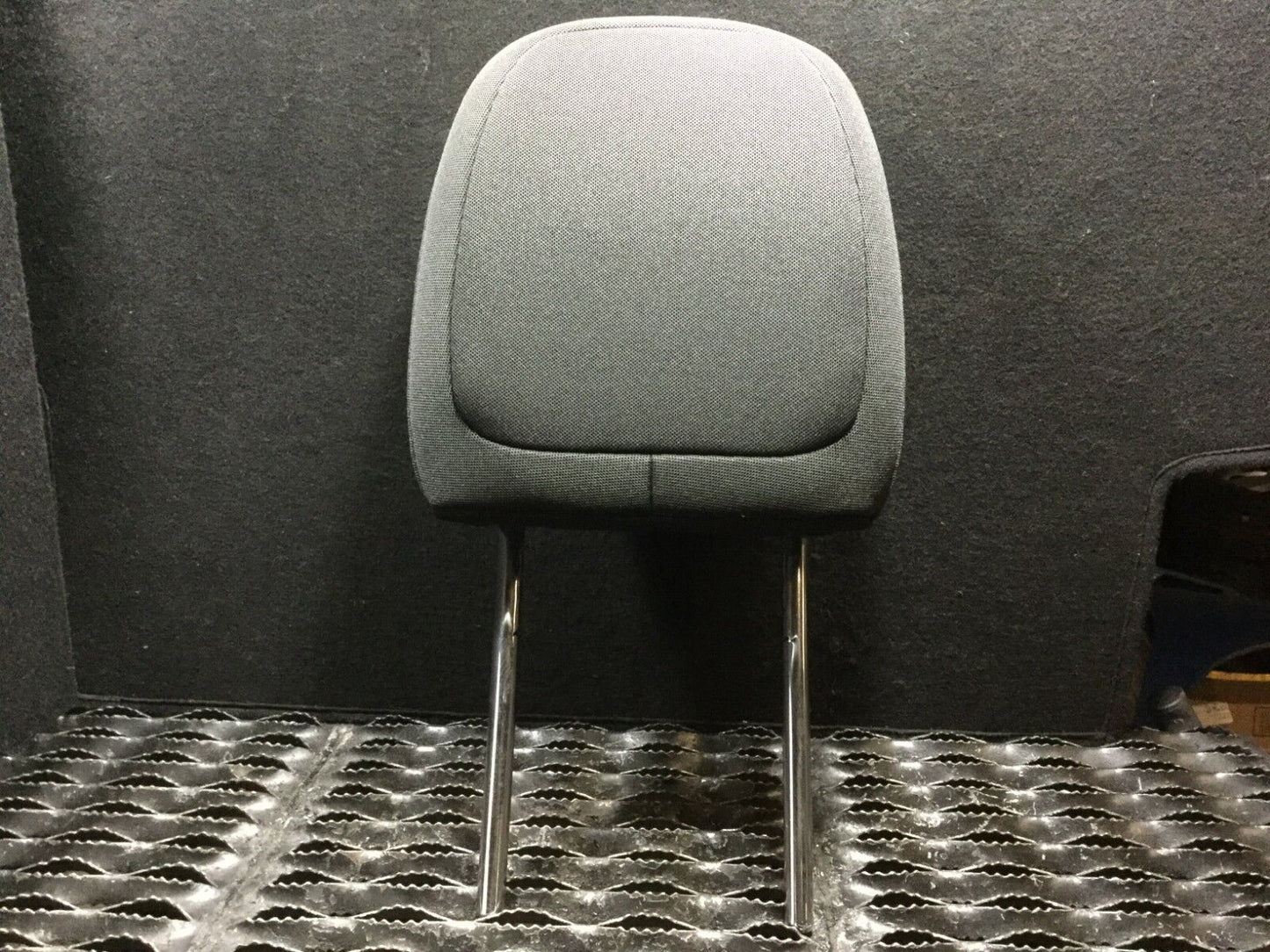 2015 2016 2017 Jeep Renegade Front Left Driver Seat Headrest Head Rest OEM 7k Mi