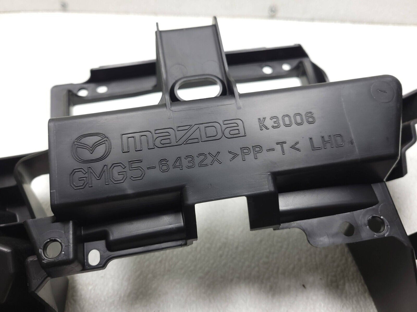 2014 - 2017 Mazda 6 Center Console Bracket Support Gmg5-6432x OEM