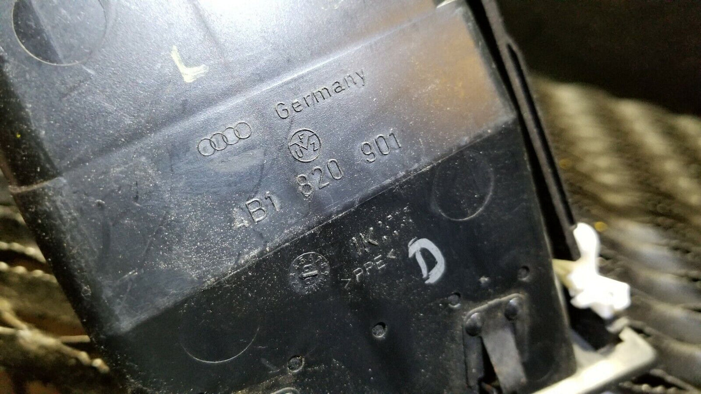 98 99 00 01 02 04 Audi A6 S6 C5 Dash Left Driver Side Air Vent 4b1 820 901 #37
