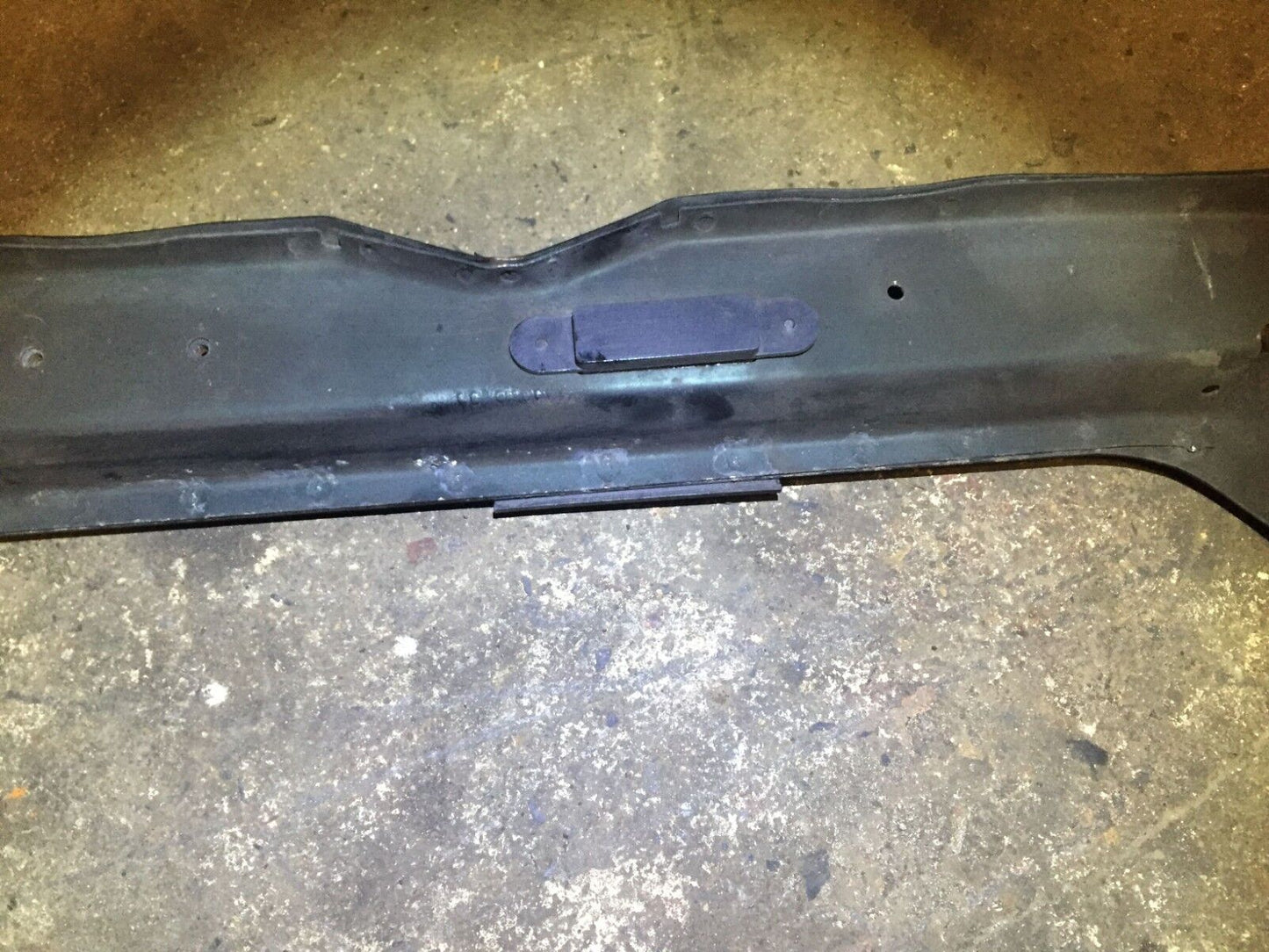 98 99 00 01 02 03 Mercedes Ml320 W163 Front Upper Radiator Core Support OEM D34