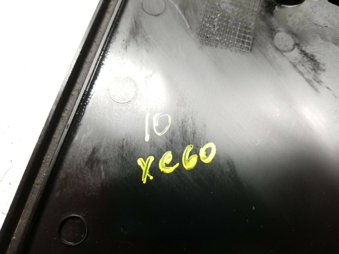 10 11 12 13 Volvo XC60 Rear Fuse Box Cover OEM