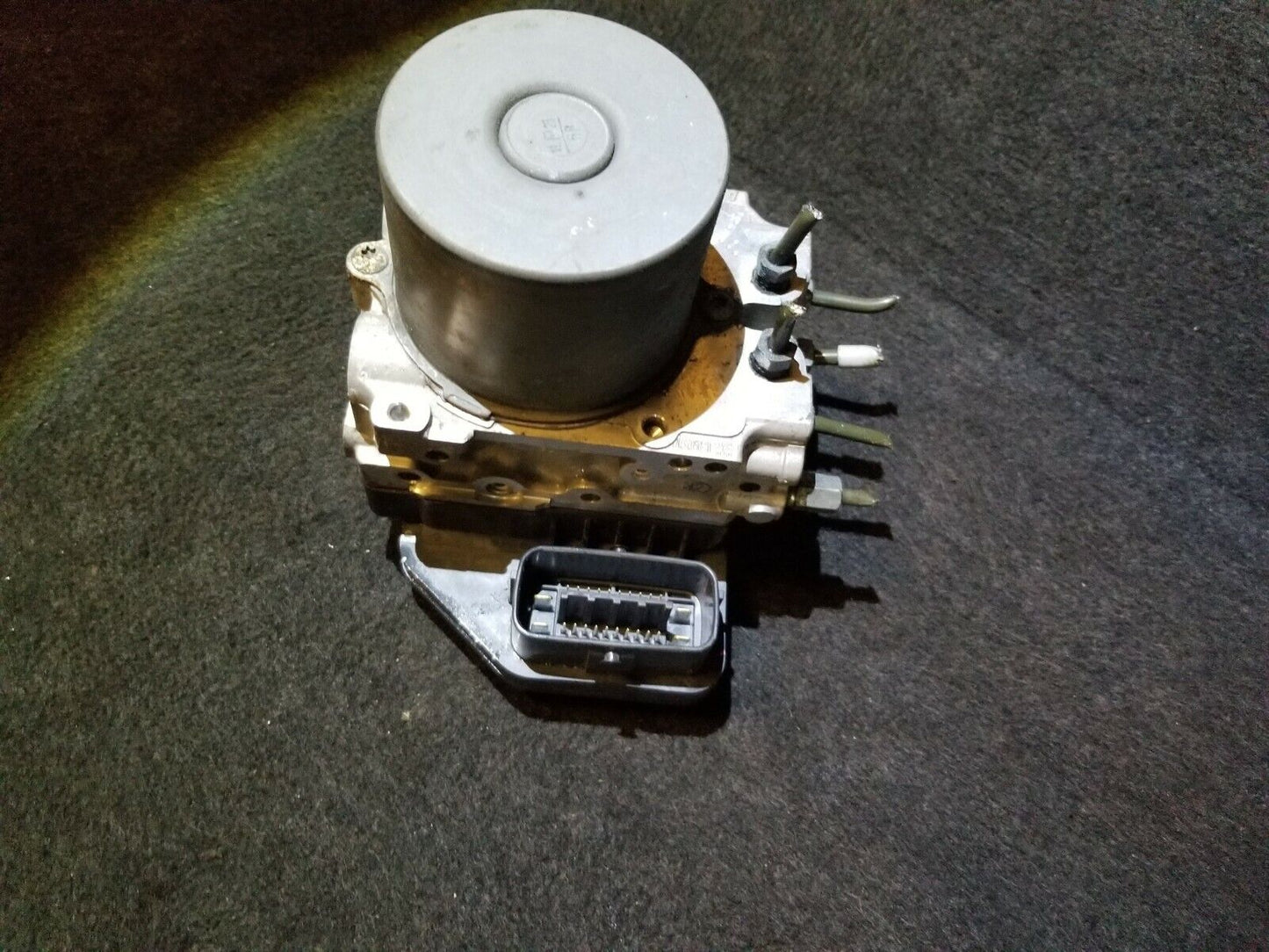 11 12 13 14 15 16 Scion Tc Anti Lock Brake ABS Pump OEM 74k