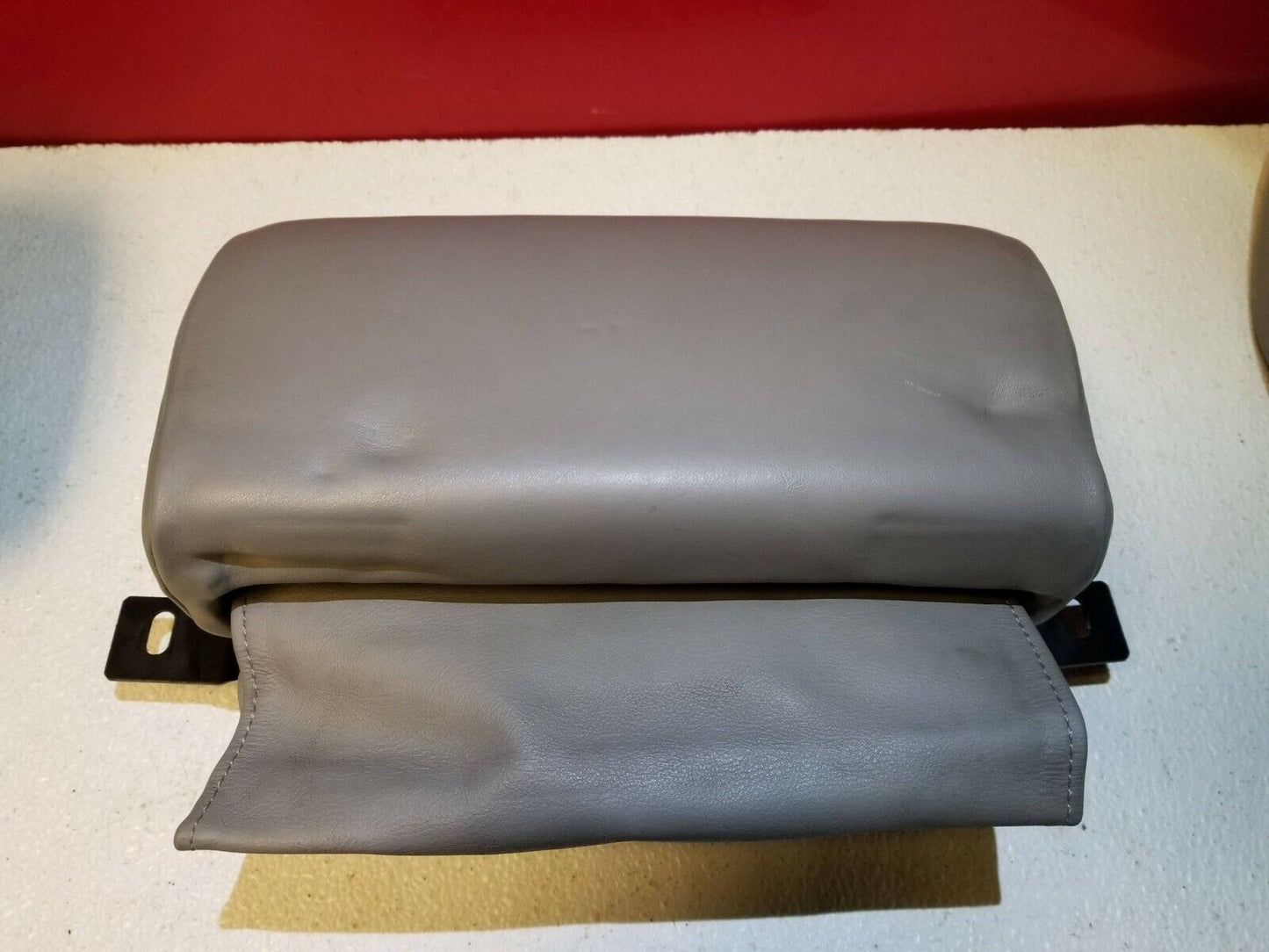 04 05 06 07 Audi A8 Rear Seat Headrest 3pcs OEM