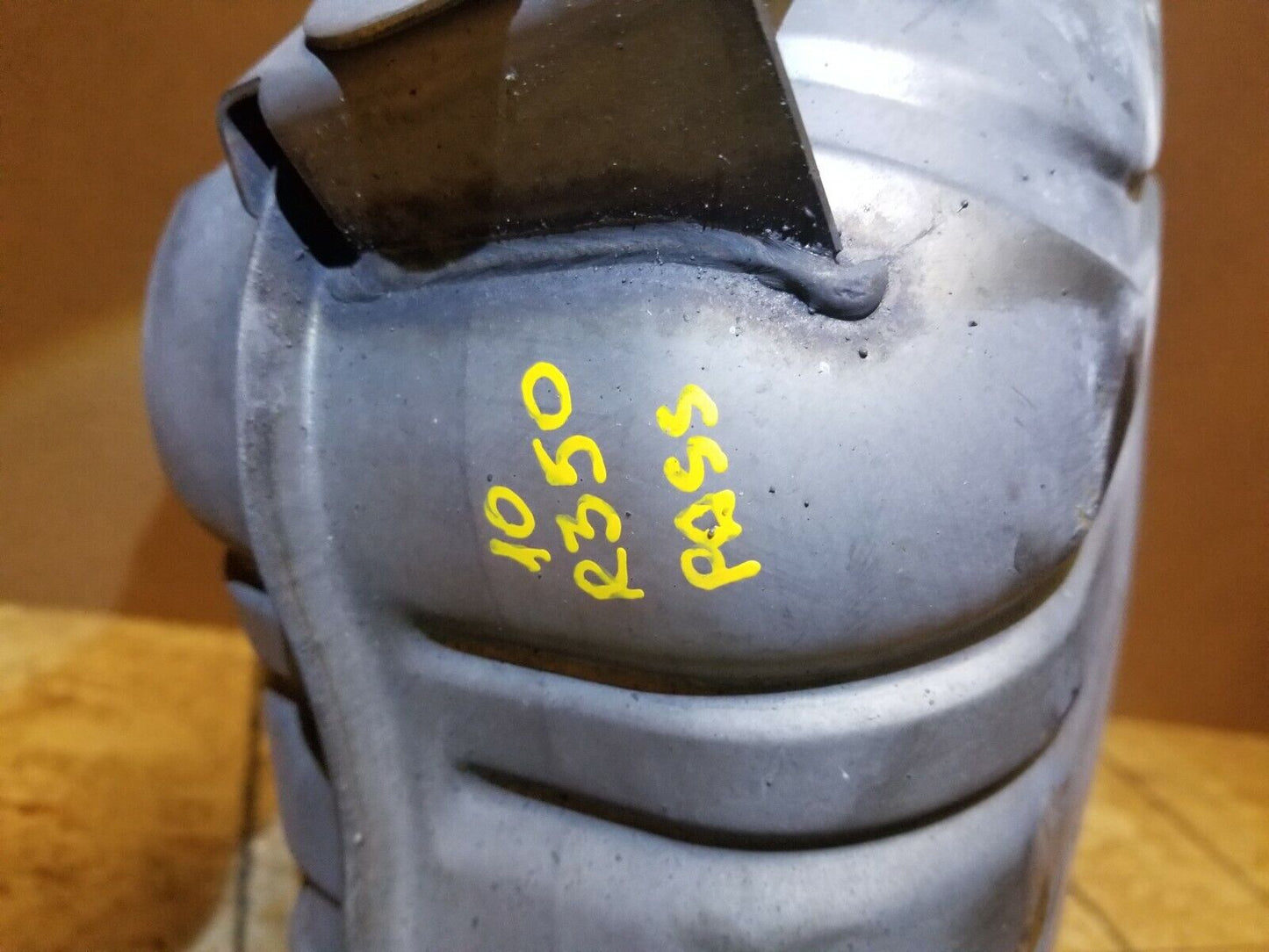 07 08 09 10 Mercedes-benz R350 Rear Exhaust Muffler Right Pass Side OEM