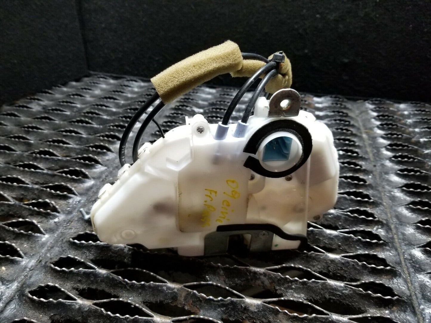 09 10 11 Honda Civic Coupe Right Passenger Door Lock Latch Actuator OEM