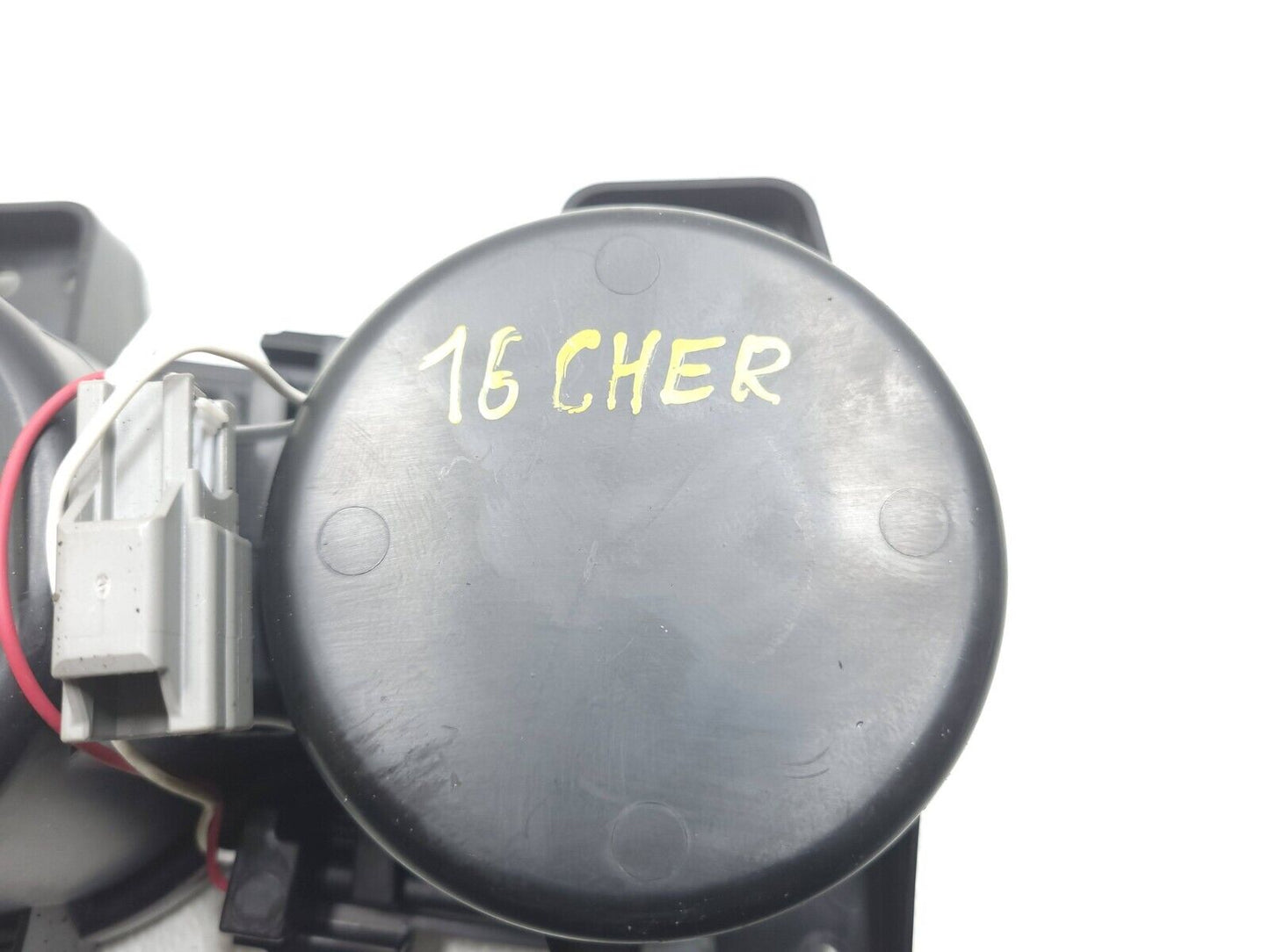 14 15 16 17 18 Jeep Cherokee Center Console Cup Holder OEM