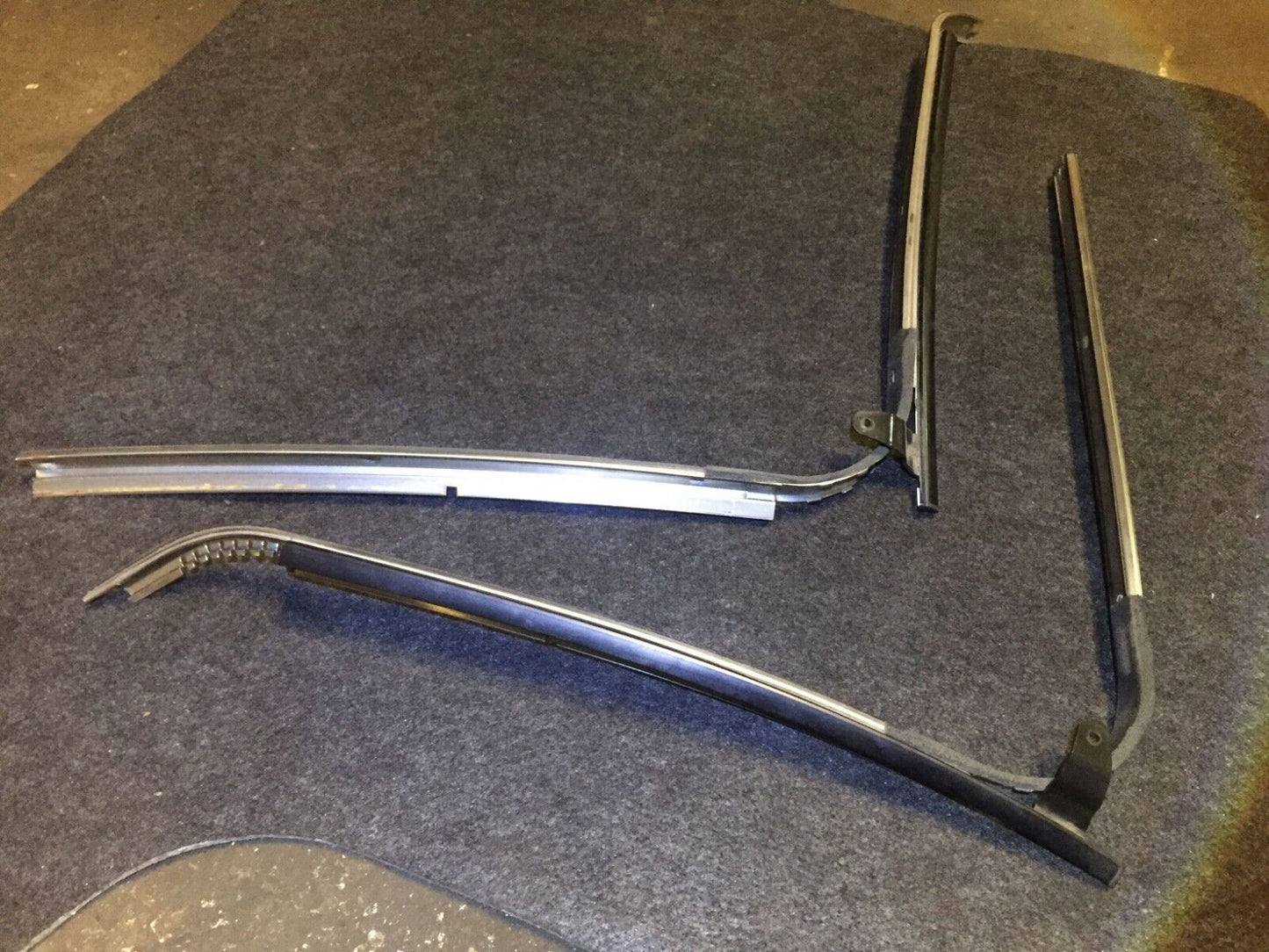 2006 - 2012 Mitsubishi Eclipse Convertible Top Roof Holder Windshield Glass OEM