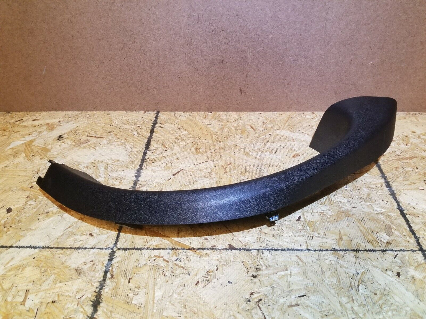 07 08 09 10 Mercedes-benz R350 Rear Right Pass Side Tailgate Liftgate Trim OEM