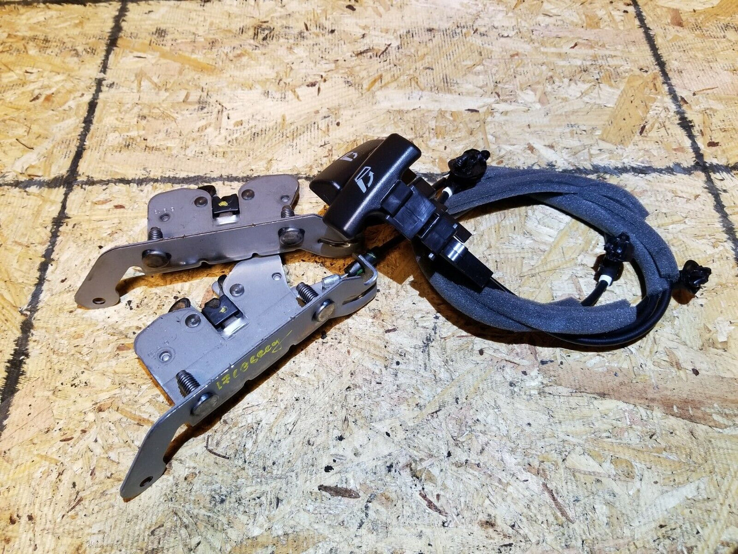 15 16 17 Subaru Legacy Sedan Rear Seat Fold Lock Latch (pair) OEM 10k