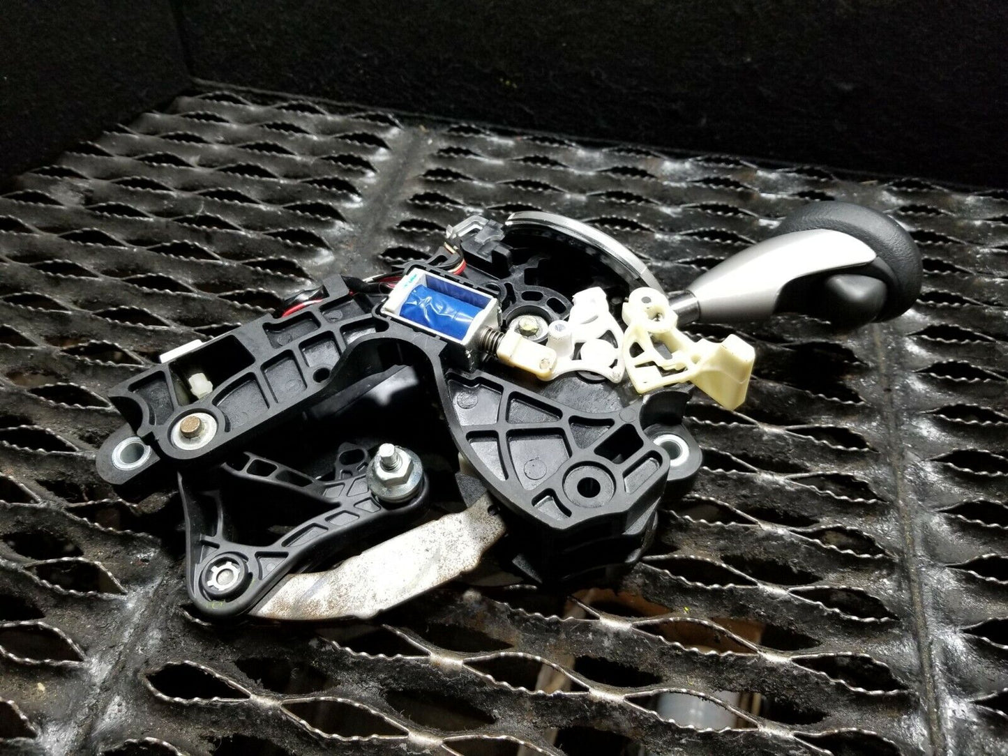 09 10 11 Honda Civic Coupe Gear Shifter Selector OEM