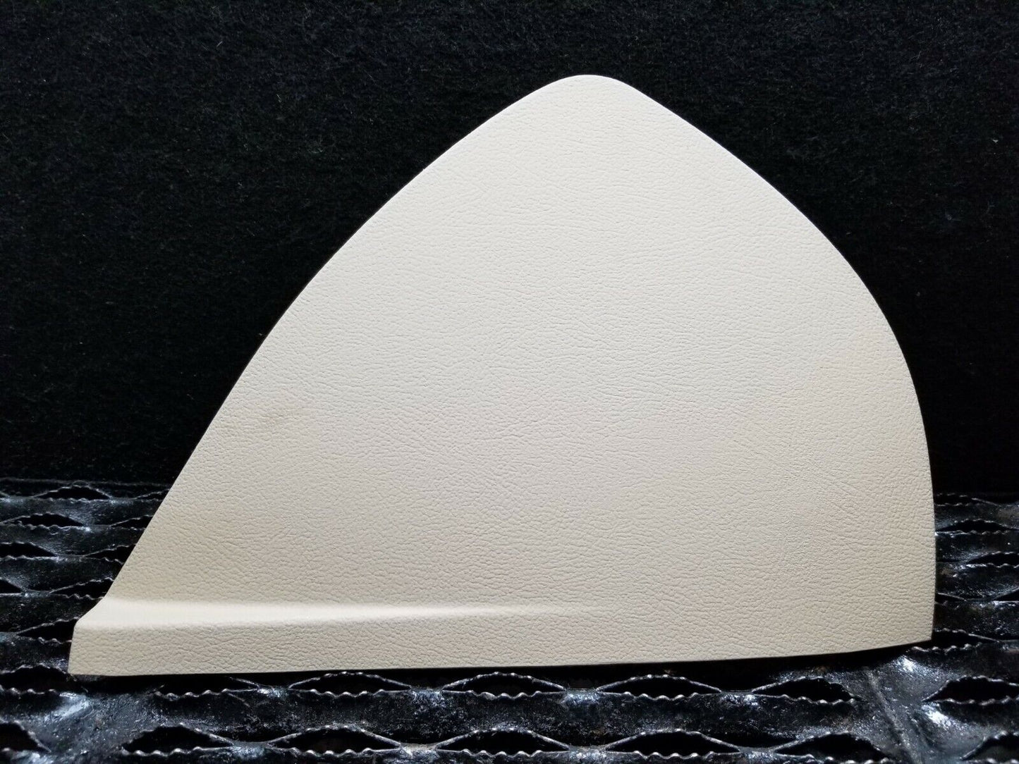 06 07 08 09 Cadillac STS Dash End Trim Cover Right Passenger Side OEM