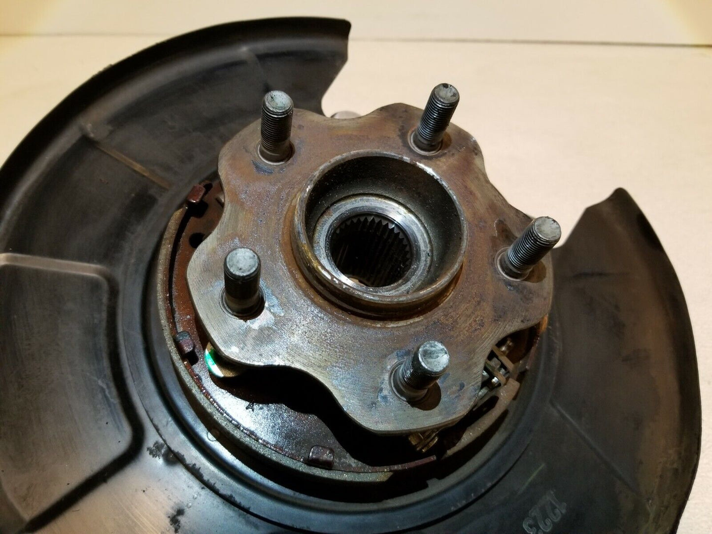 10 11 12 13 Infiniti G37 Coupe Rear Right Pass Side Spindle Knuckle OEM 99k