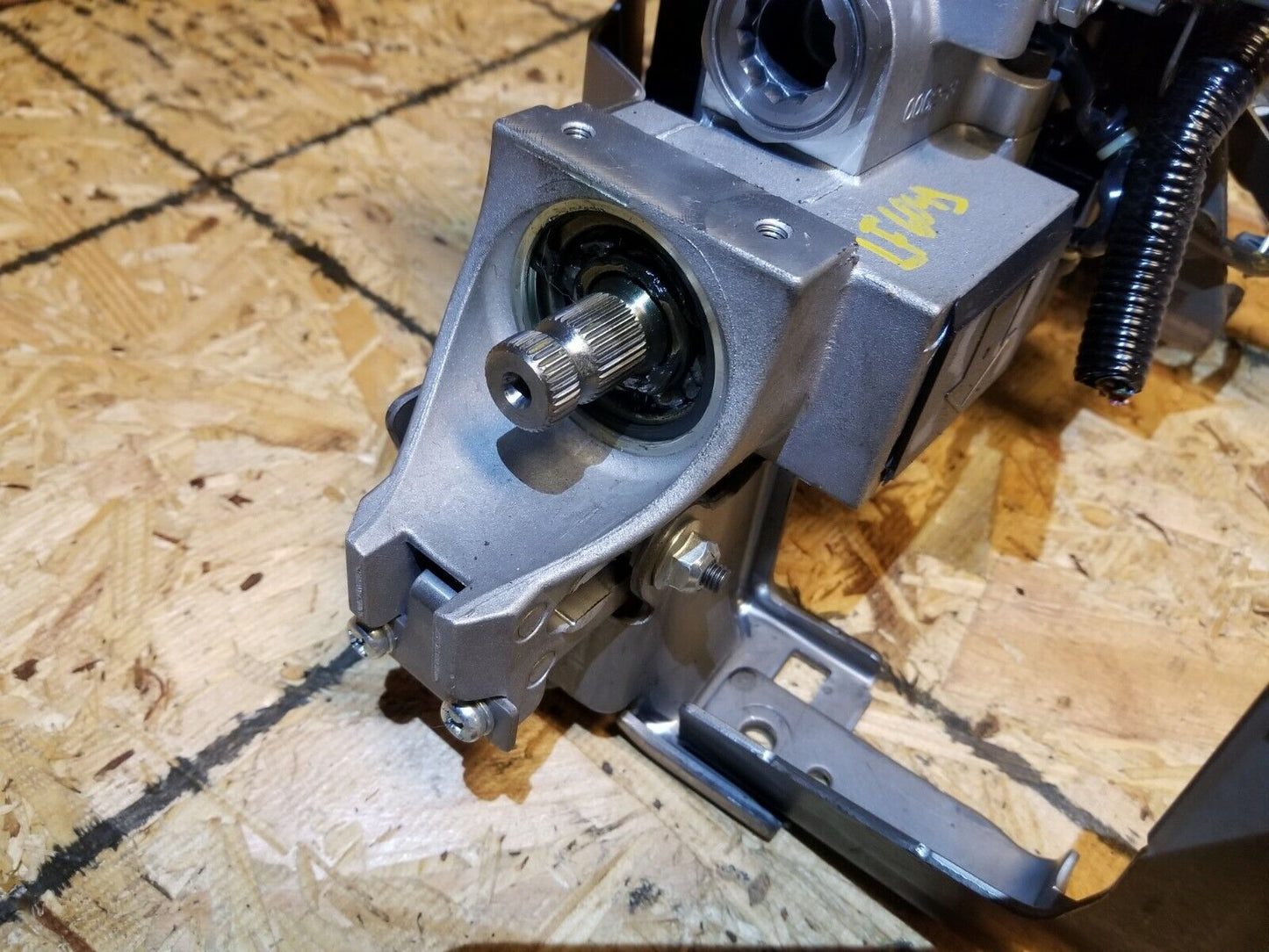 13 2013 Infiniti G37 Steering Column W/ Motors OEM
