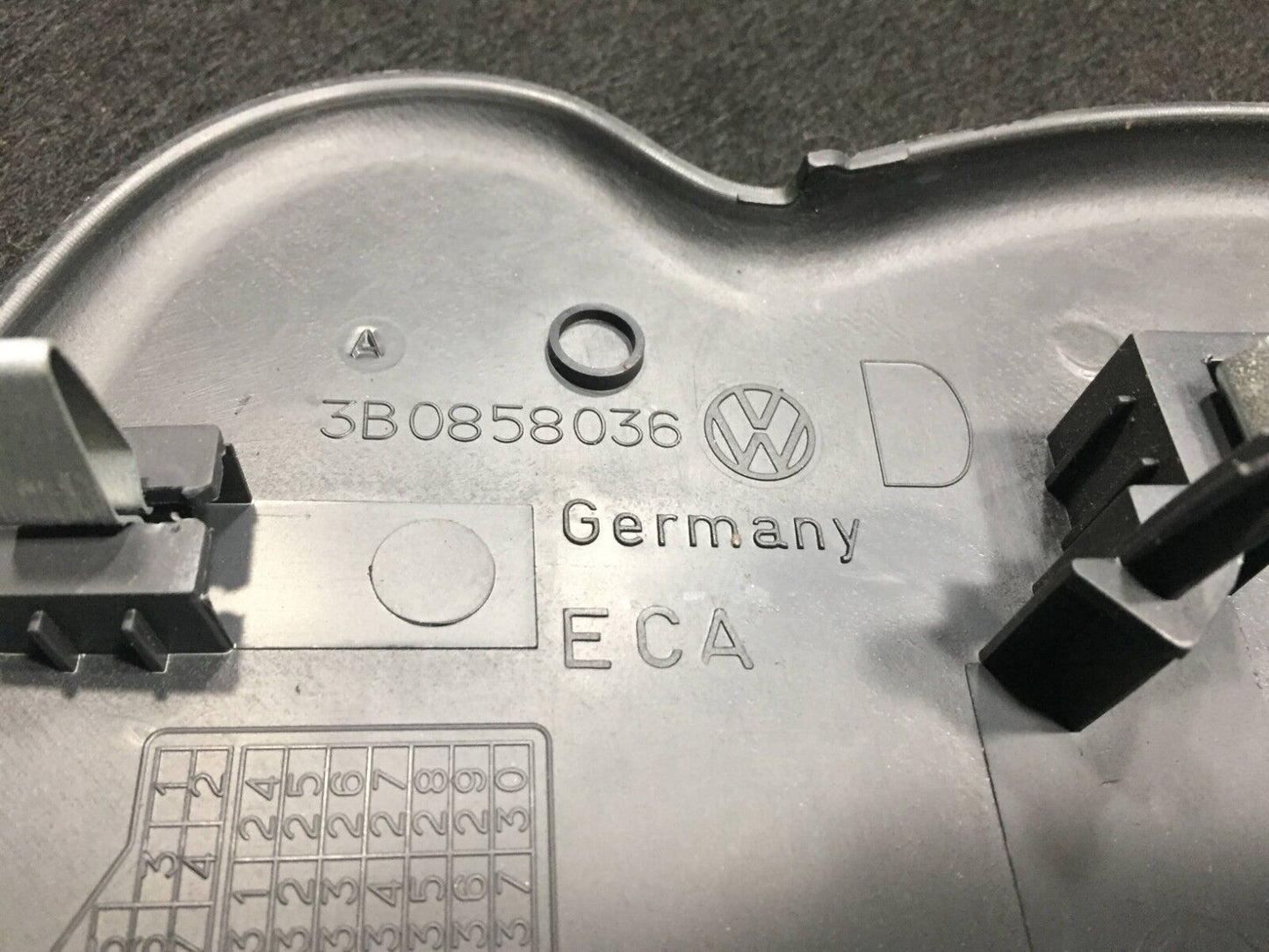 02-05 Volkswagen Passat Passenger Side Dash End Cap Cover OEM D23