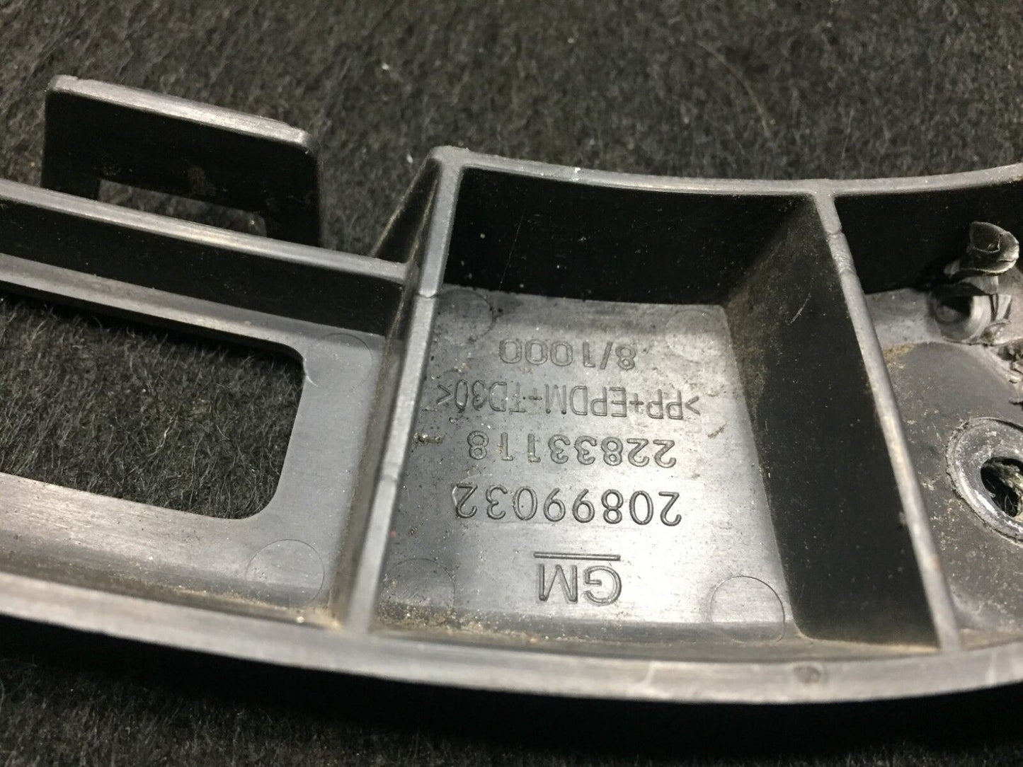 11 12 13 Buick Lacrosse Raer Bumper Outer Bracket Mount Passenger Side OEM D29