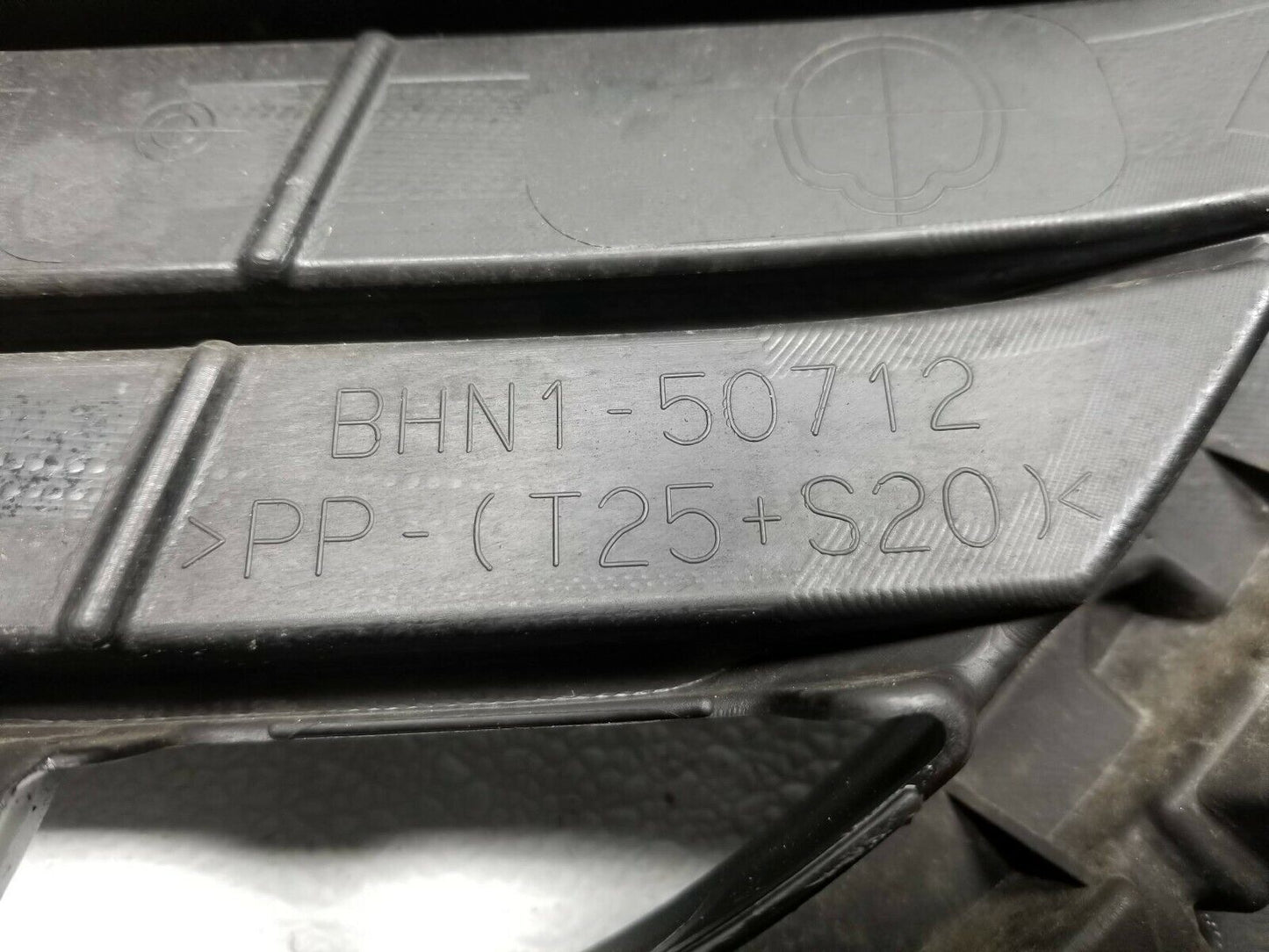 14 15 16 Mazda 3 Sdn Front Bumper Grille OEM 41k Miles