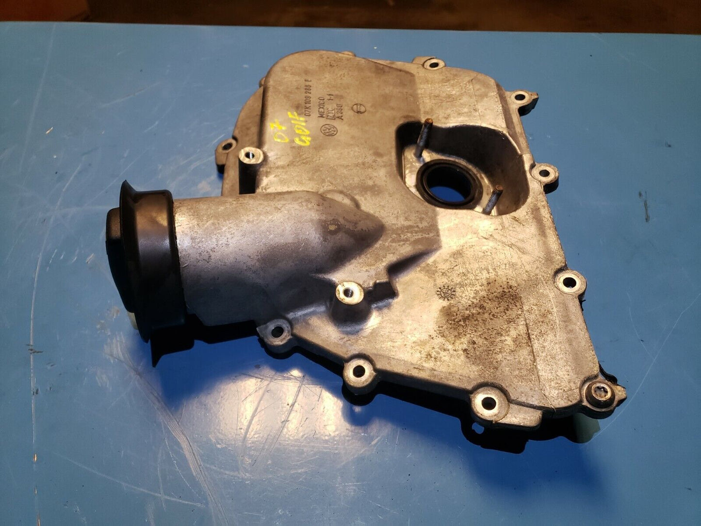 06 07 08 09 Volkswagen Golf Rabbit 2.5l Front Engine Upper Timing Cover OEM