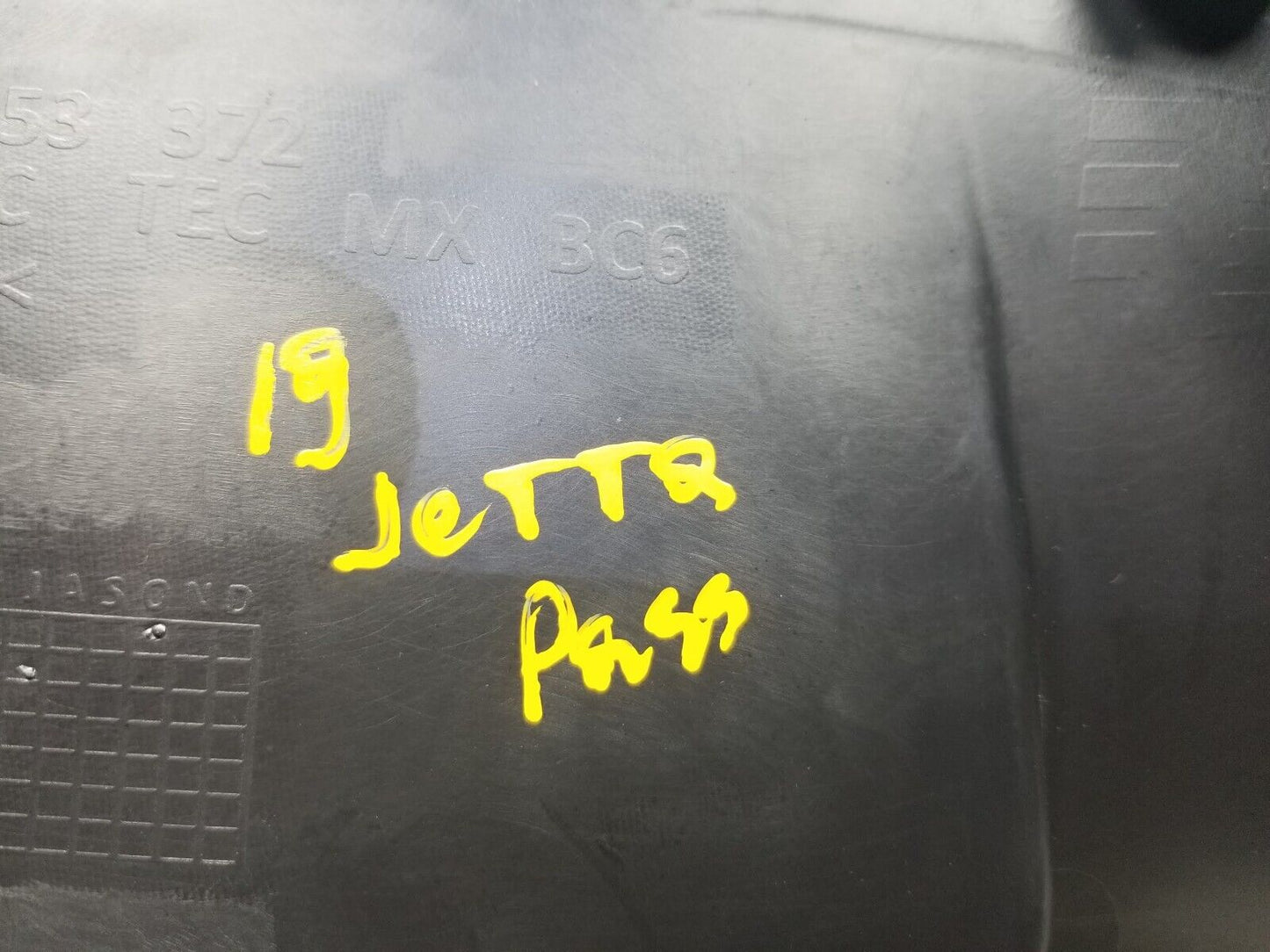 19 20 21 Volkswagen Jetta Right Passenger Side Scuff Plate Trim Cover OEM