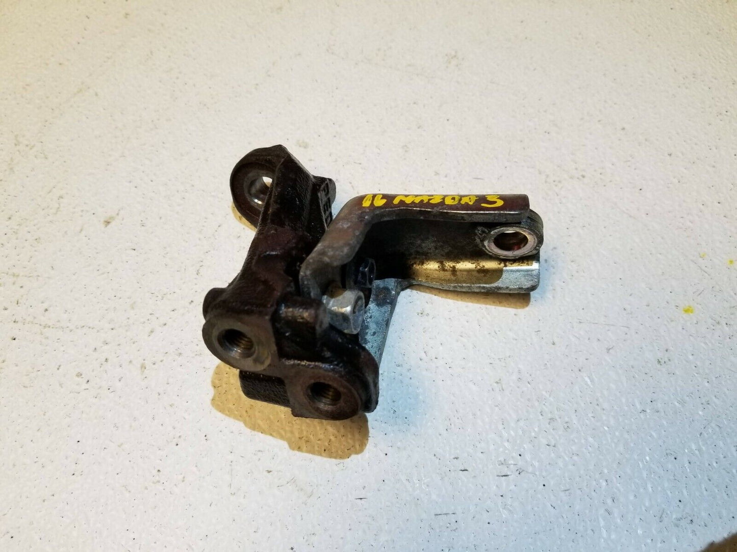 14 15 16 Mazda 3 2.0l Engine Mount Bracket OEM 41k Miles