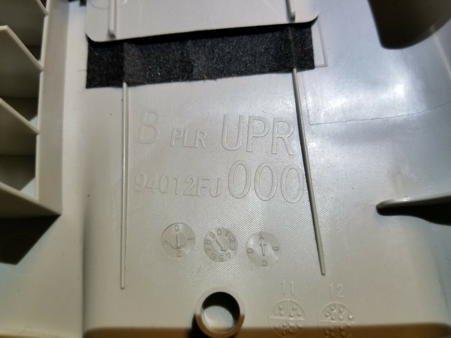 13 14 15 Subaru Xv Crosstrek Center Upper B Pillar Trim Right Pass Side OEM 86k