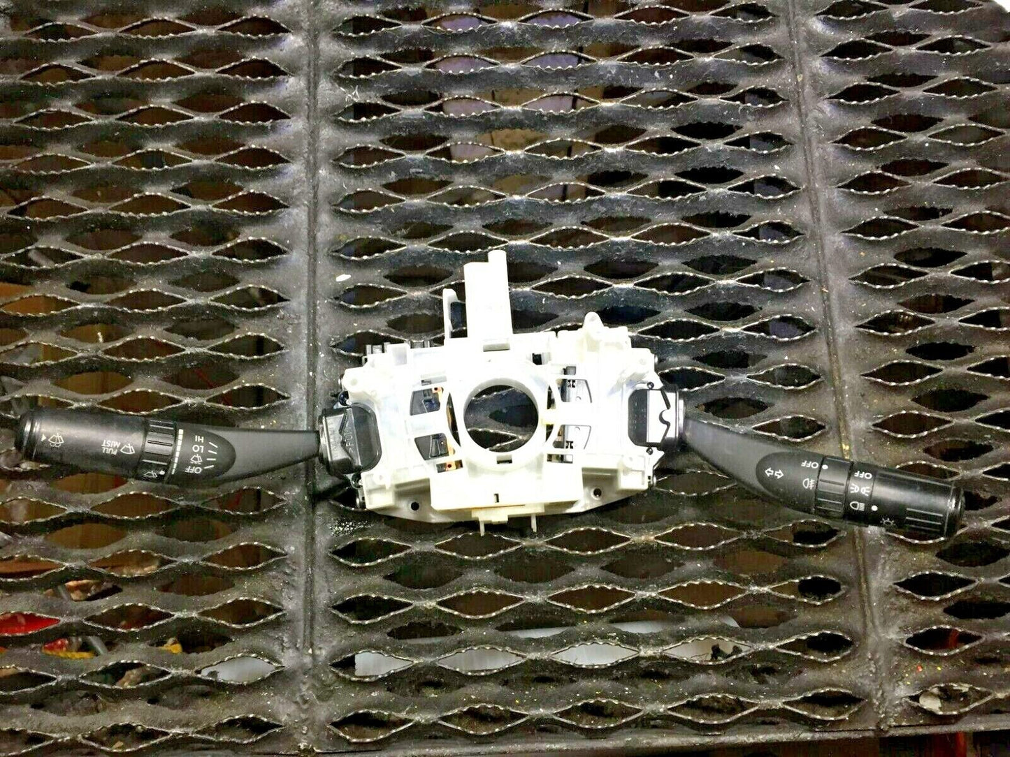 08 09 10 Subaru Impreza Steering Column Wiper Headlight & Turn Switch OEM