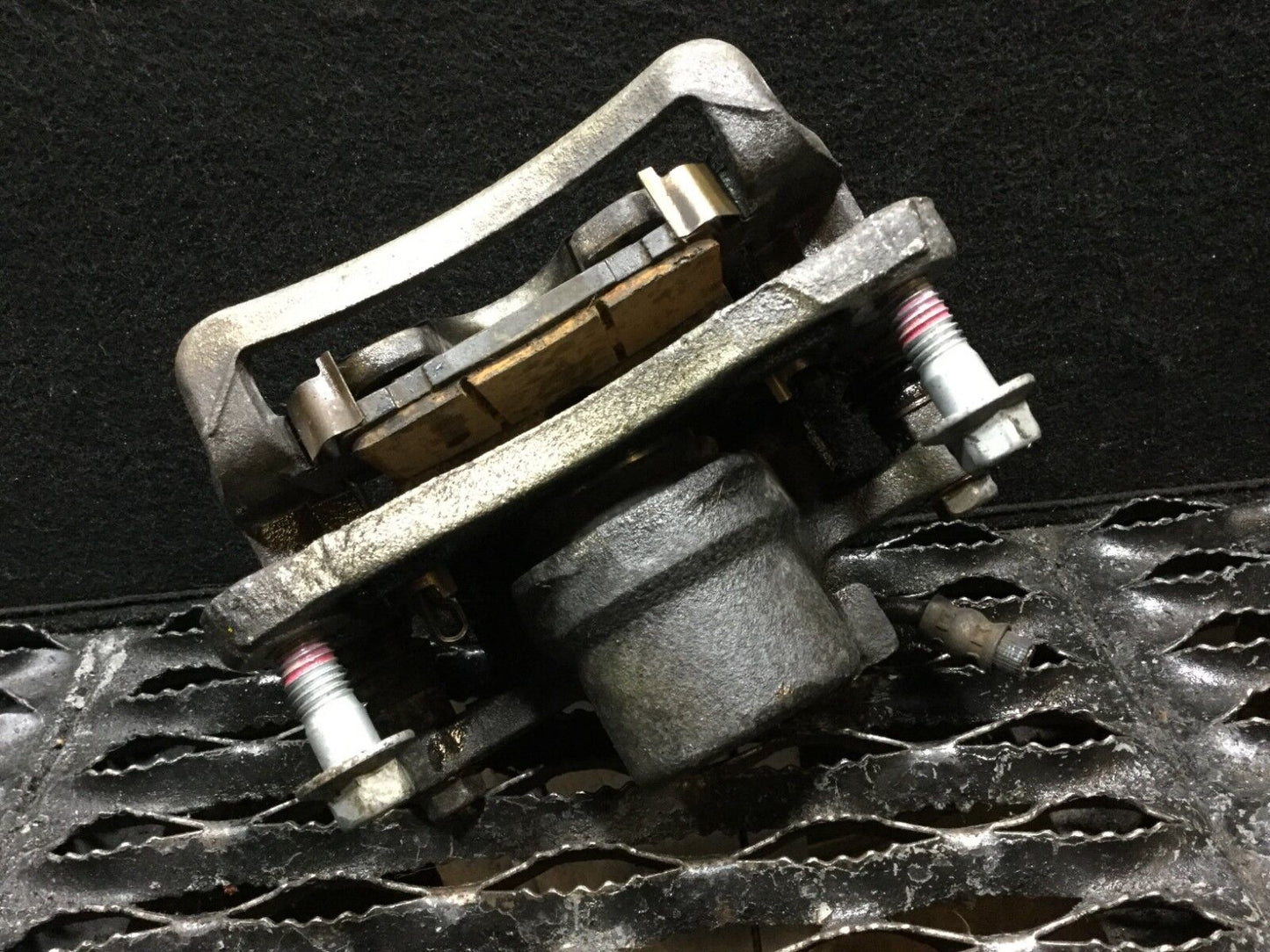 07 08 09 Suzuki Vitara Xl-7 Rear Right Passenger Brake Caliper OEM D9
