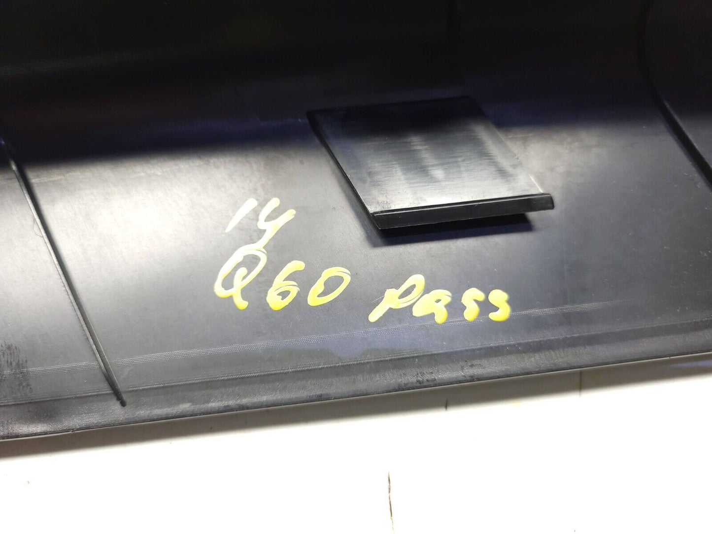 2014 2015 Infiniti Q60 Coupe Front Door Sill Scuff Plate Trim Passenger Rh OEM