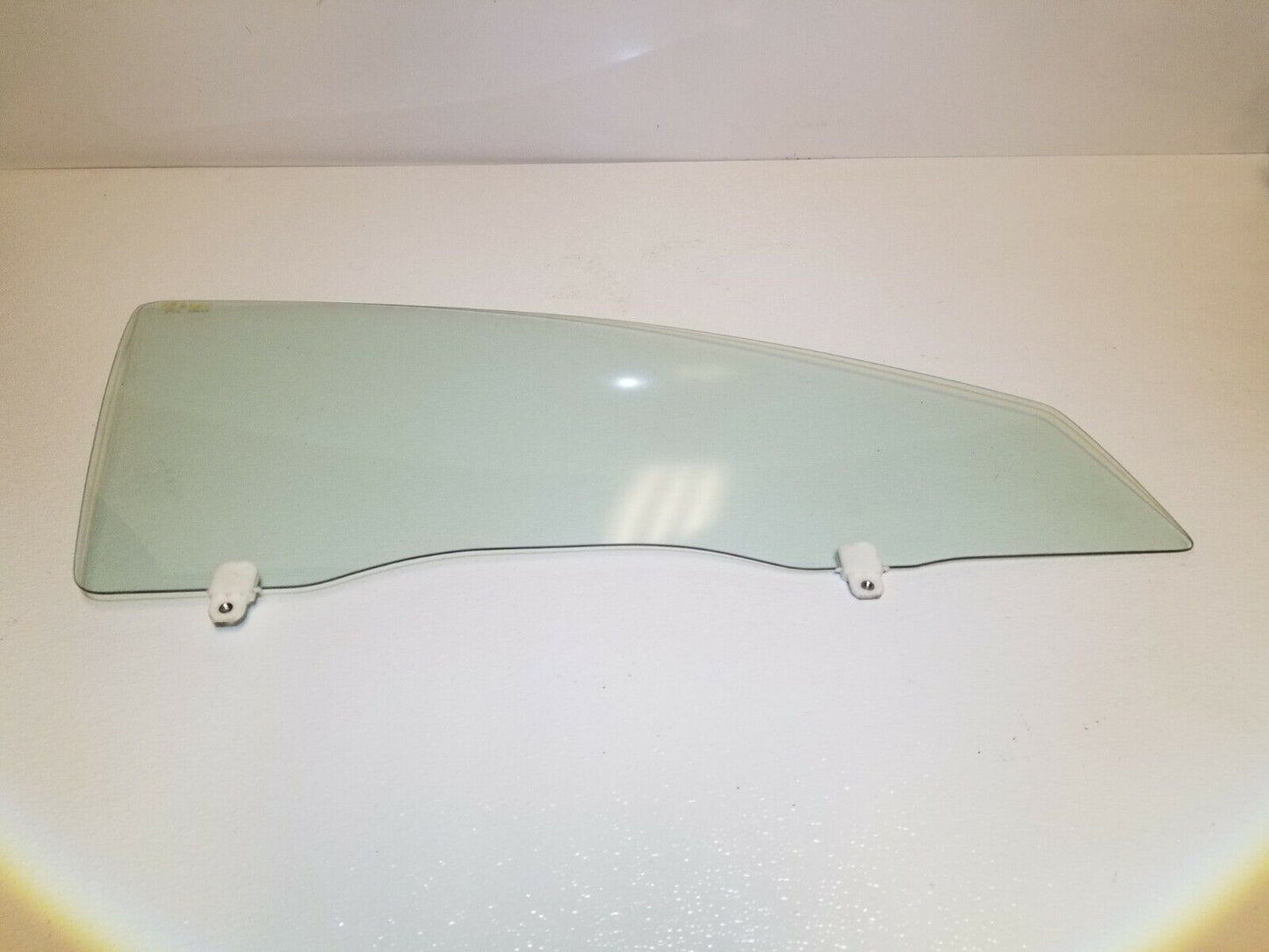 10 11 12 13 14 15 Mitsubishi Lancer Front Right Passenger Door Window Glass OEM