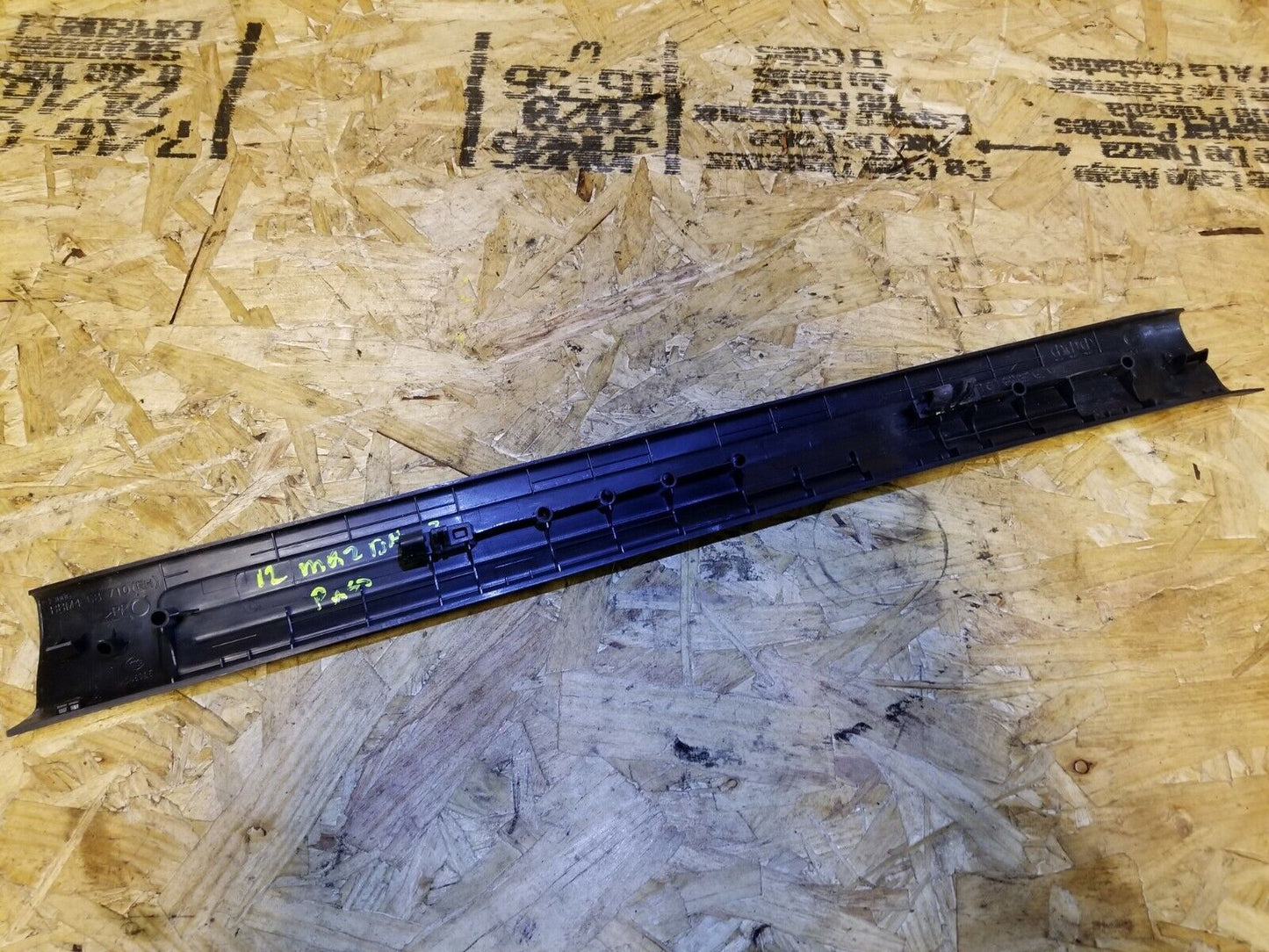 10 11 12 13 Mazda 3 Front Right Passenger Door Sill Kick Plate Trim OEM