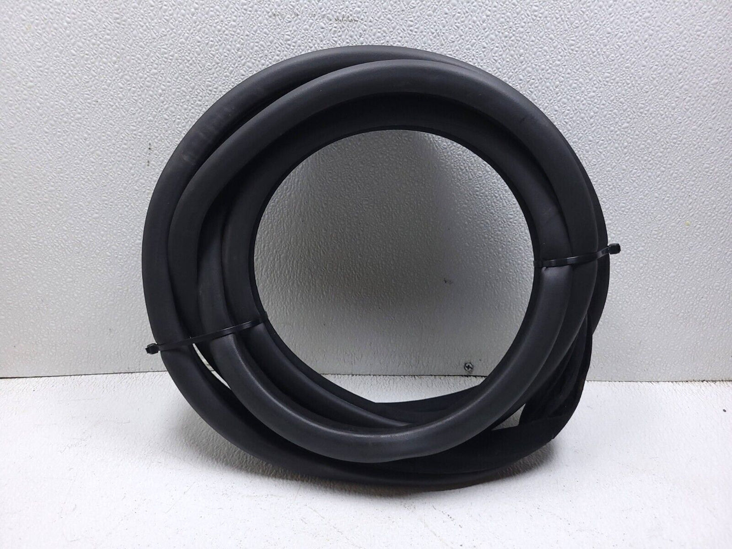 06 07 08 09 10 11 Mercedes Ml500 Door Weatherstrip Seal Rear Left Driver OEM