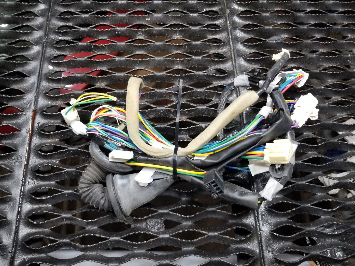 04 05 06 07 08 09 Toyota Prius Front Right Passenger Door Wire Harness Oem.