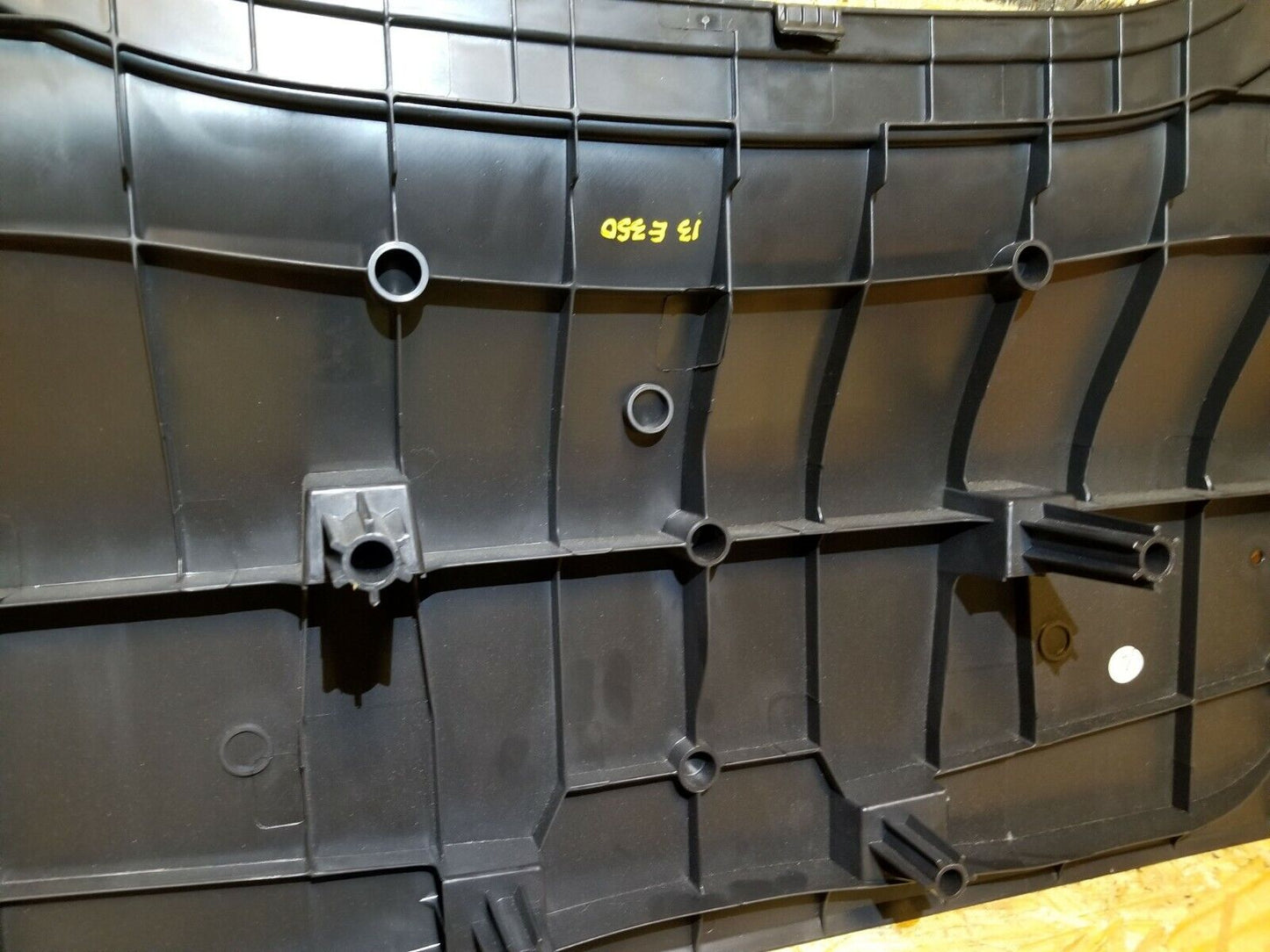 10 11 12 13 Mercedes W212 E350 Sedan Trunk Floor Cover Trim OEM