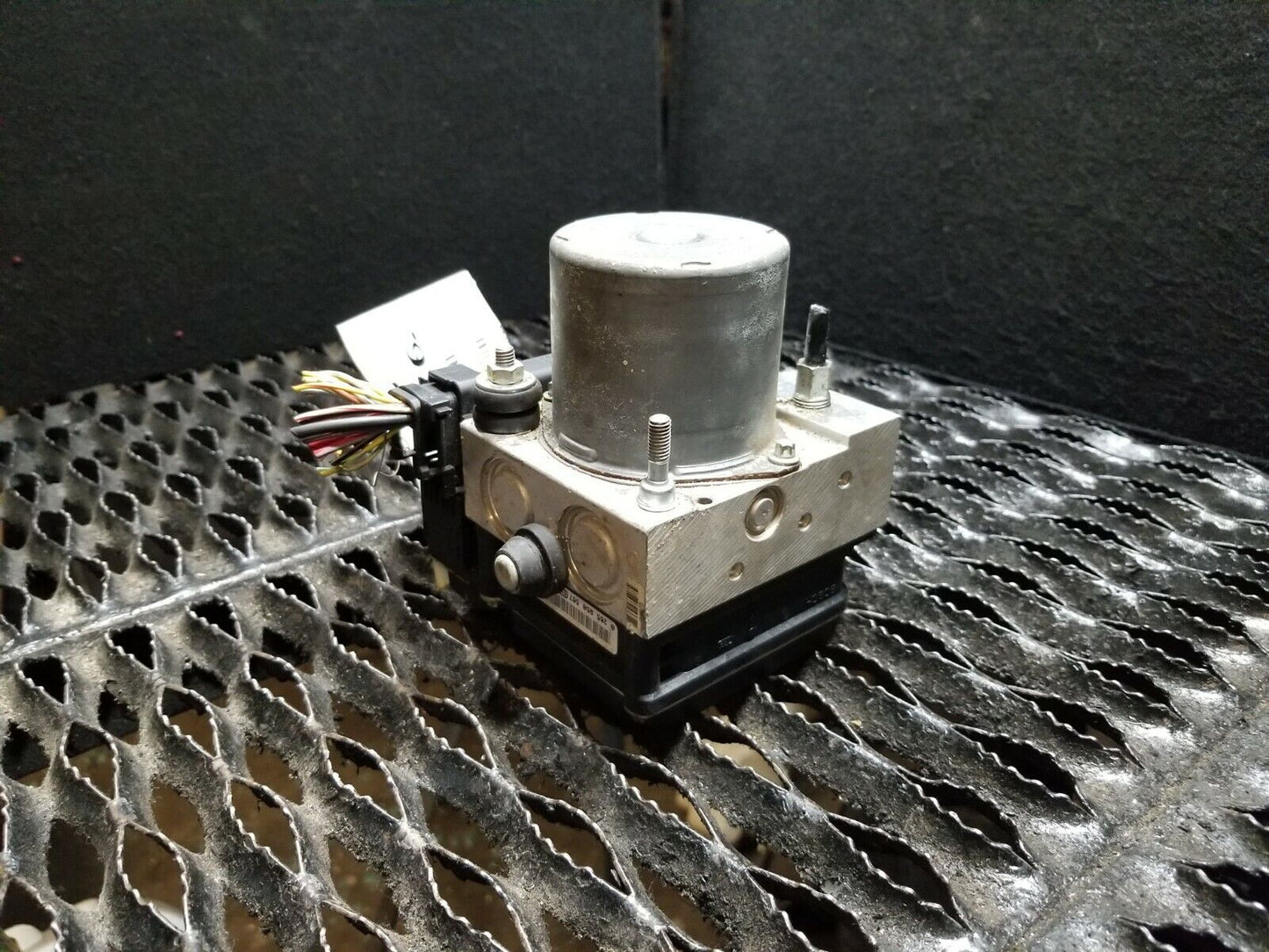 07 08 09 Mazda Cx-7 FWD Anti Lock Brake ABS Pump Module Eg23437a0 OEM #126