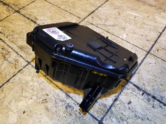 11 12 Dodge Caliber 2.0l Air Cleaner Box OEM
