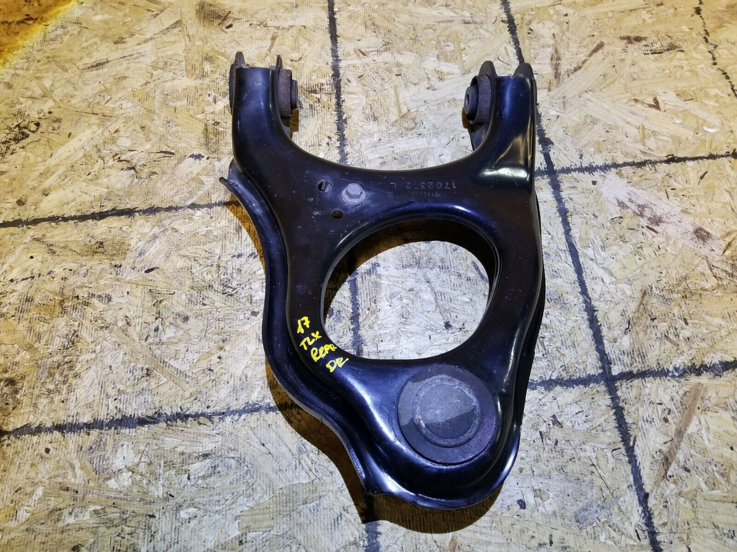 15 16 17 Acura TLX 2.4l Rear Left  Driver Side Upper Control Arm OEM