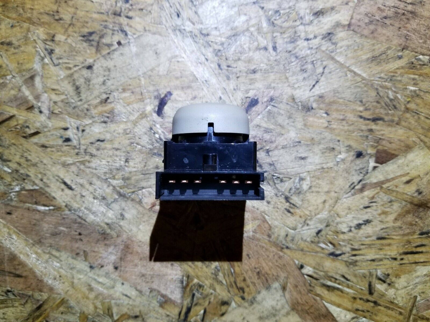 07 08 09 10 11 Cadillac DTS Front Left Driver Seat Control Switch OEM
