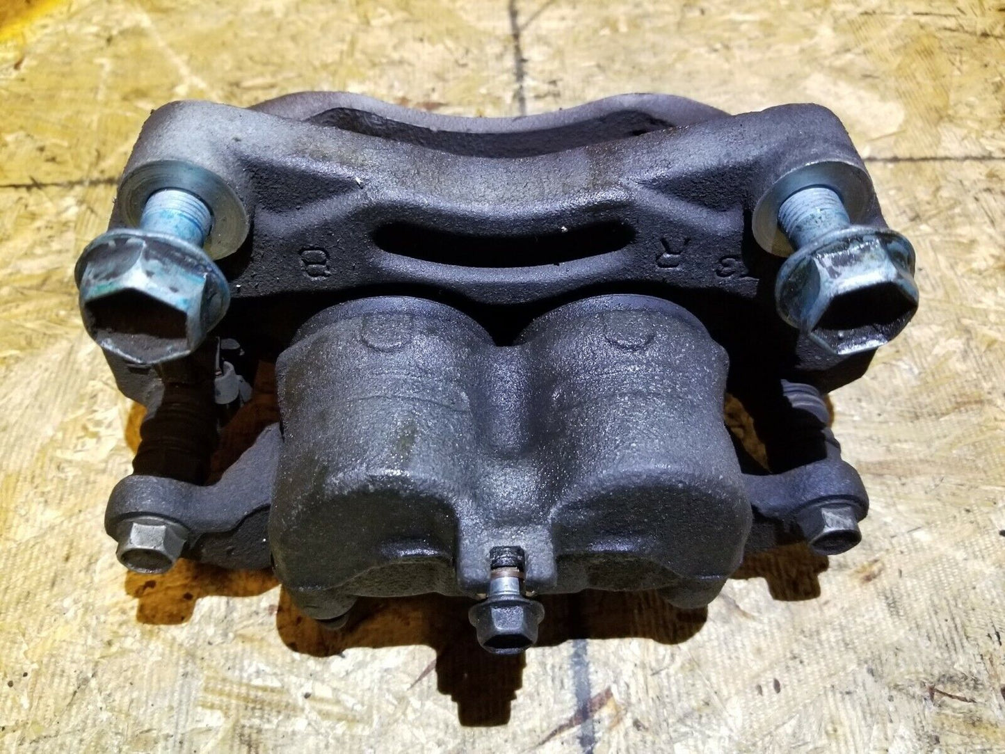 2014 2015 Infiniti Q40 Brake Caliper Front Right Passenger Side OEM 34k