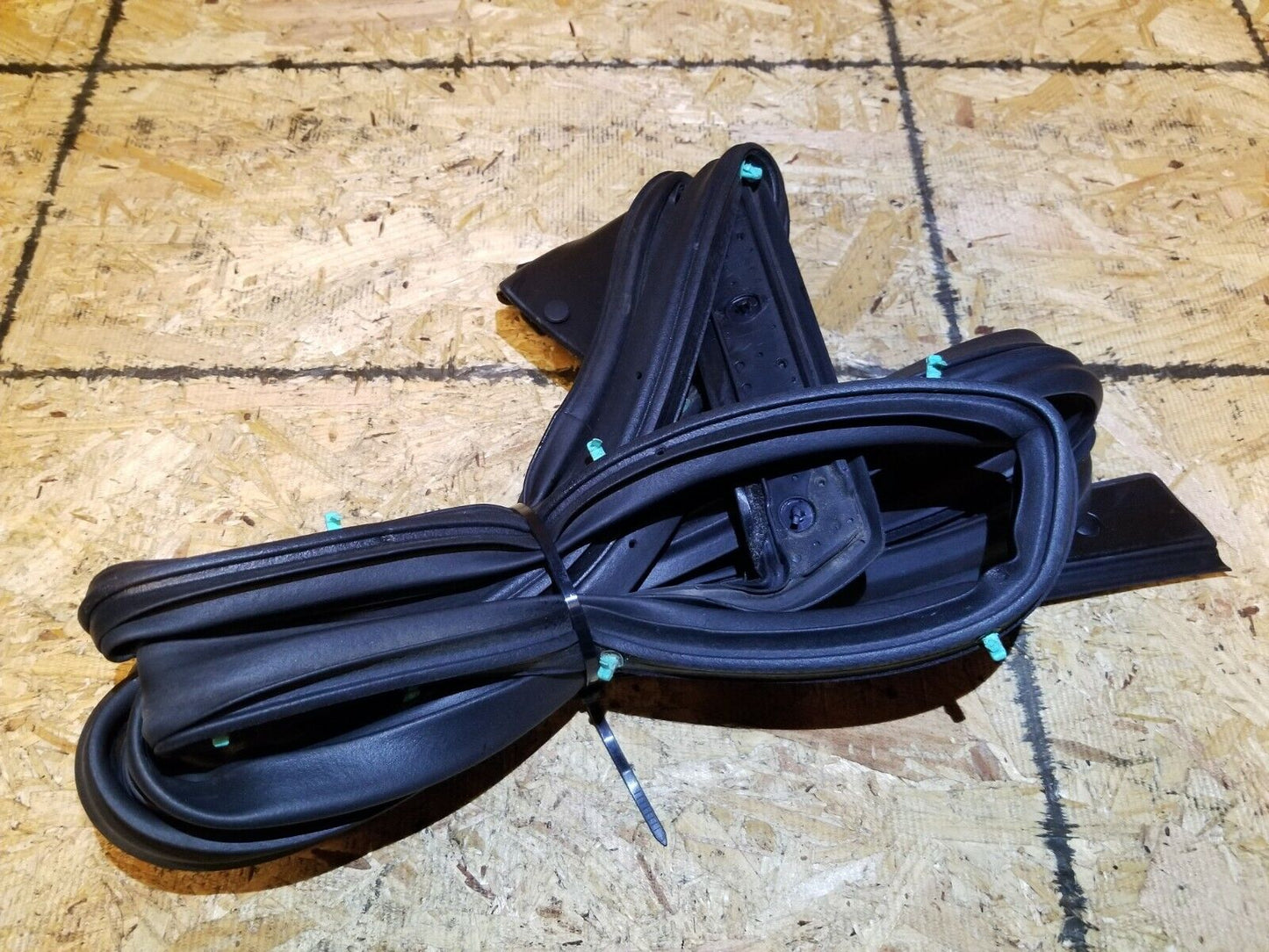 15 16 17 Subaru Legacy Rear Right Pass Side Door Weatherstrip Seal OEM 10k
