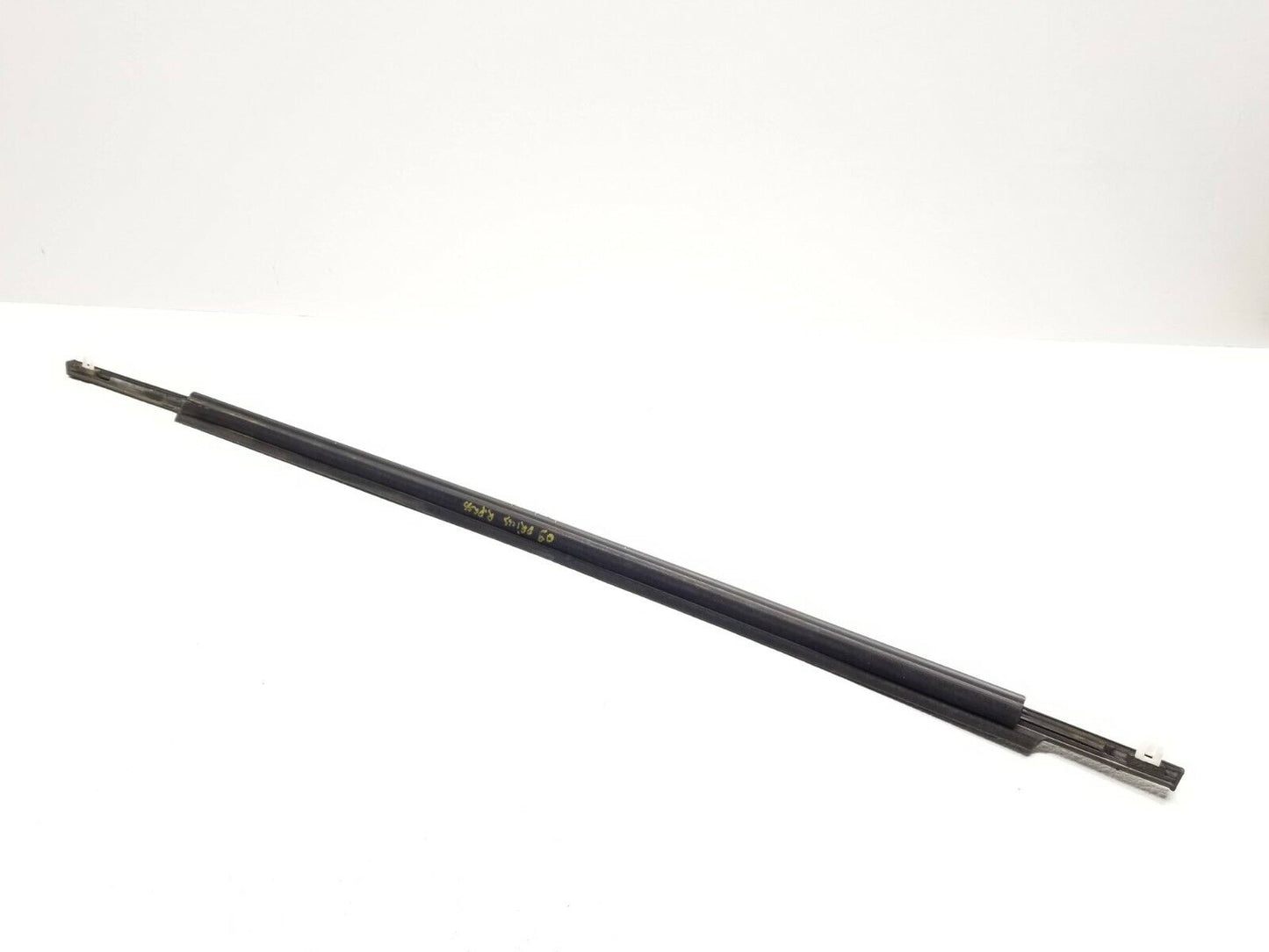 05 06 07 08 09 Toyota Prius Rear Right Pass Door Window Belt Seal Molding OEM