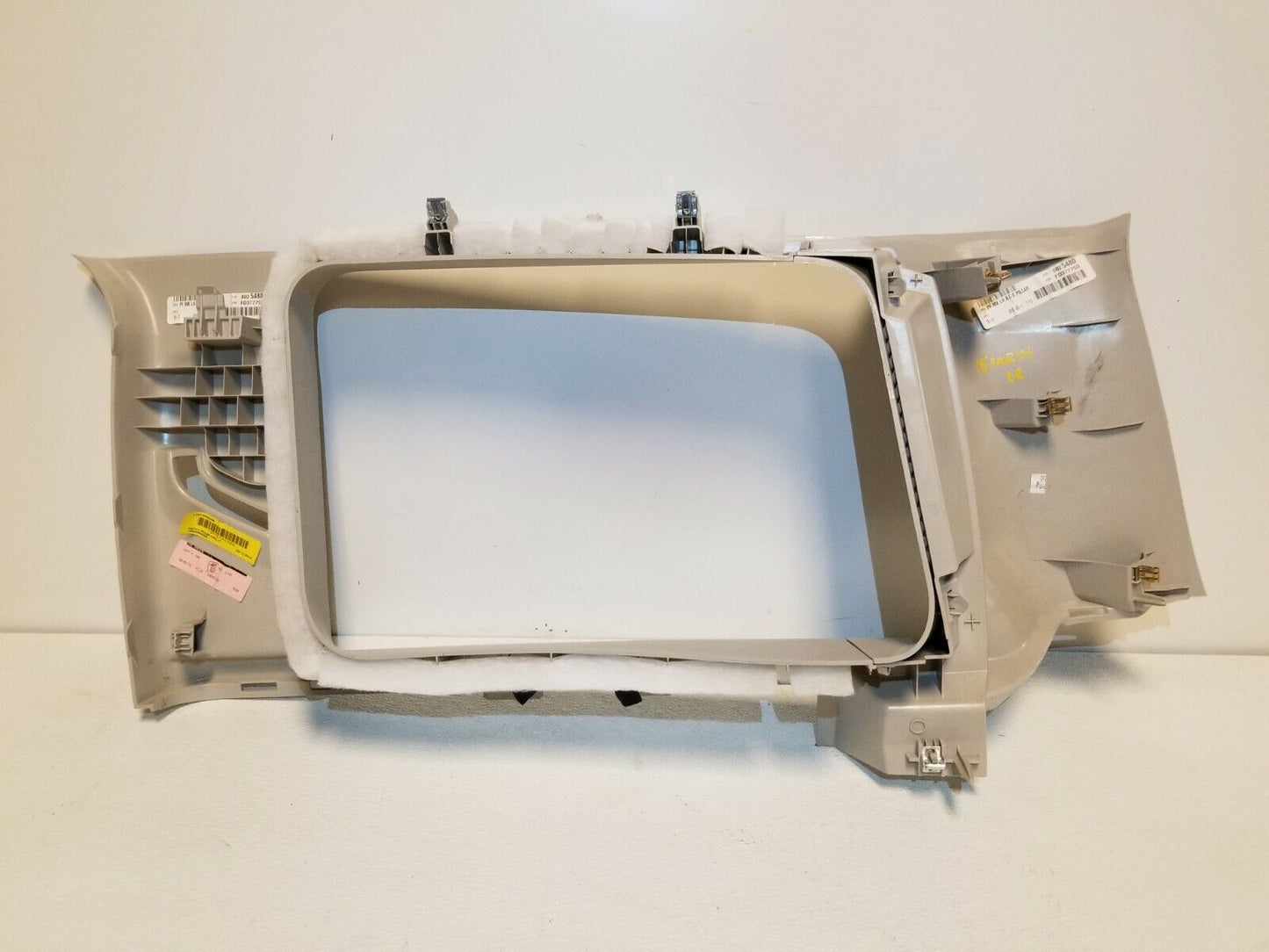 12 13 14 15 16 Jeep Patriot Rear Left Driver Side C Pillar Trim Panel OEM 56k