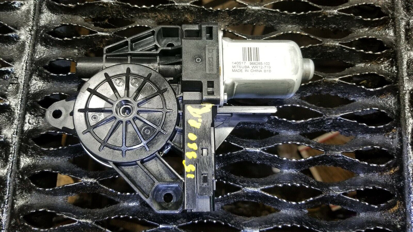 14 15 16 17 Volvo S60 Rear Right Pass Side Door Window Regulator Motor OEM