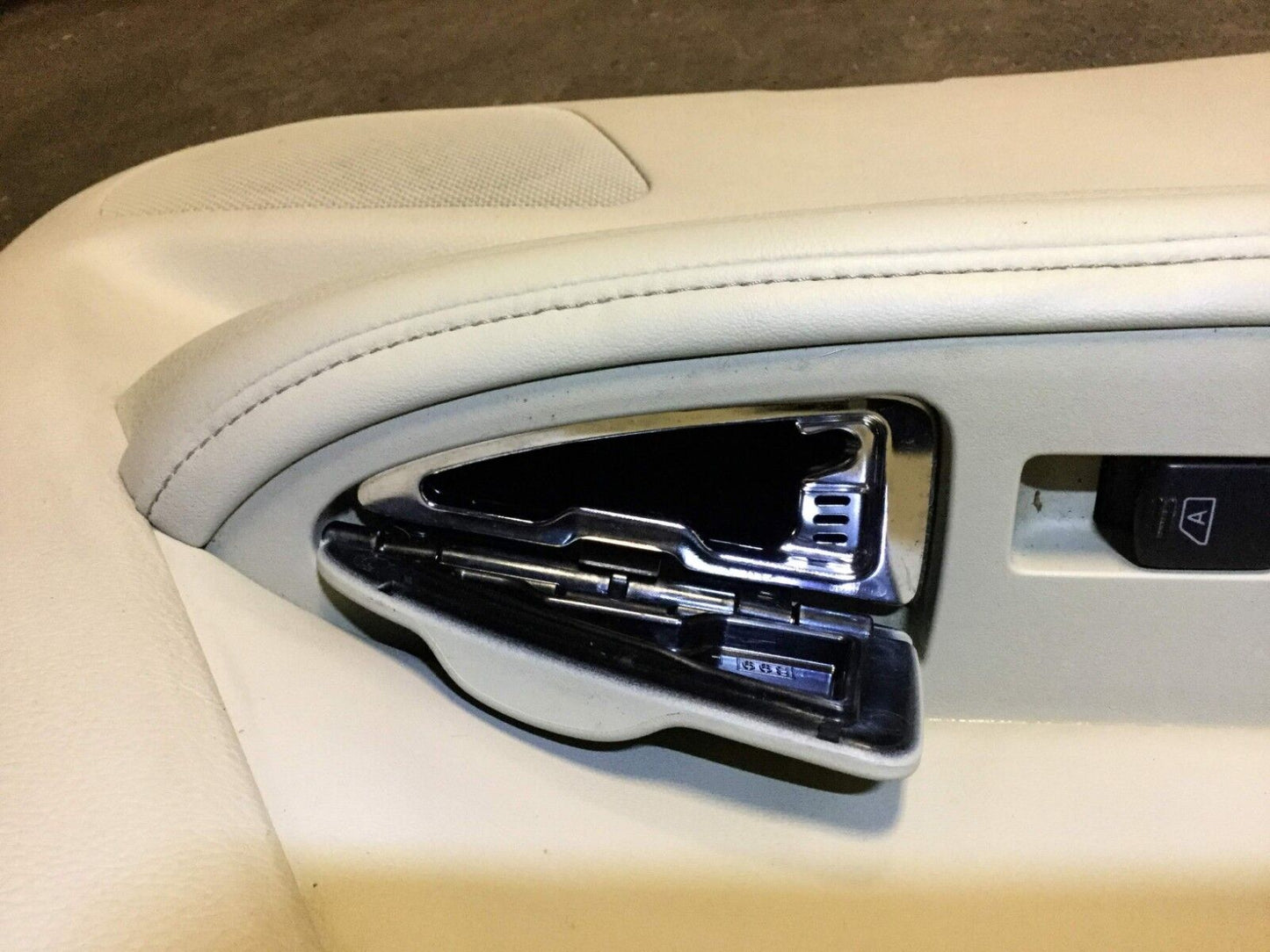 06 07 08 09 10 Infiniti M35 Rear Left Door Trim Panel Driver Side OEM