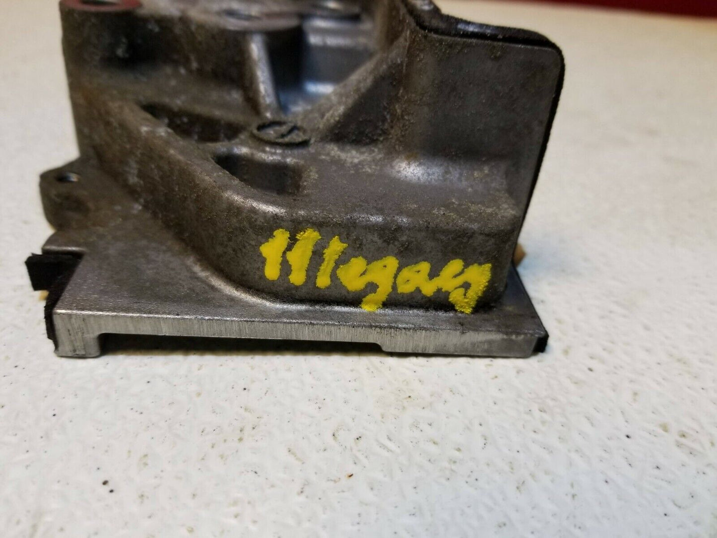 10 11 12 13 14 Subaru Legacy 2.5l Engine Mount Bracket OEM Non-turbo