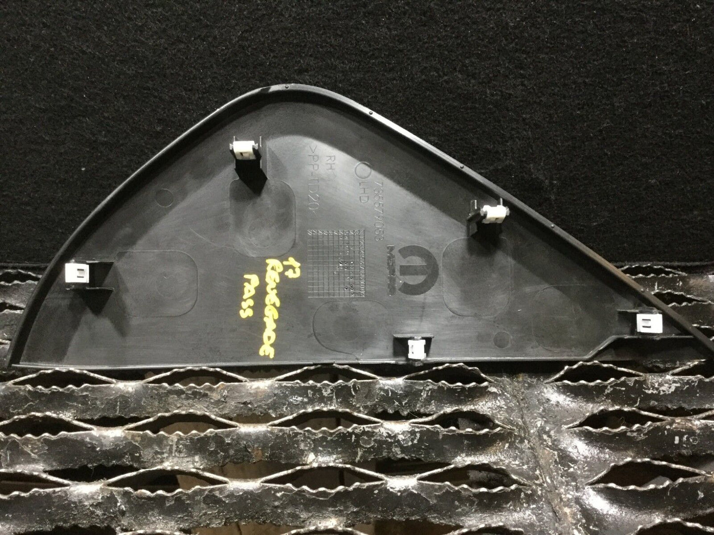 15 16 17 Jeep Renegade Dash End Cap Cover Trim Right Pass Side OEM D10 7k